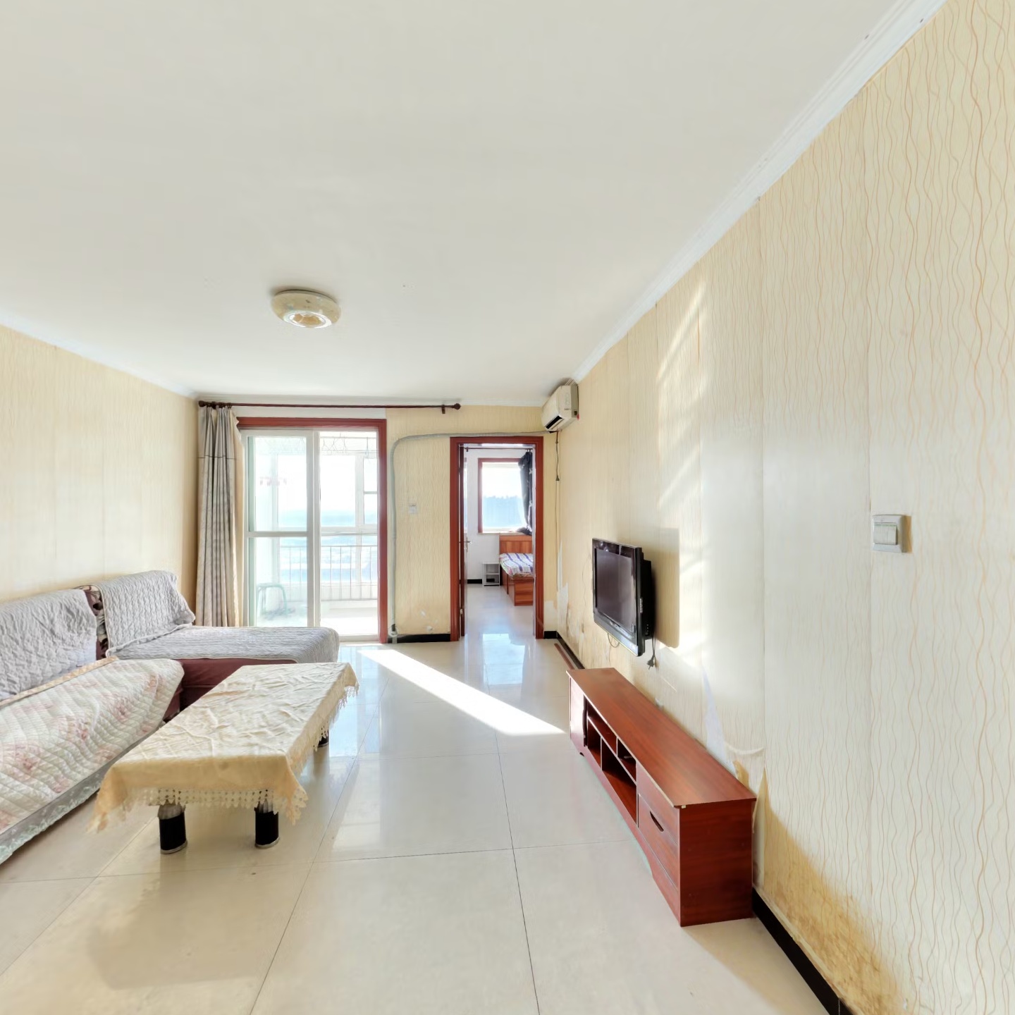 范阳中路好位置 公园对过电梯房 纯南向两居出售