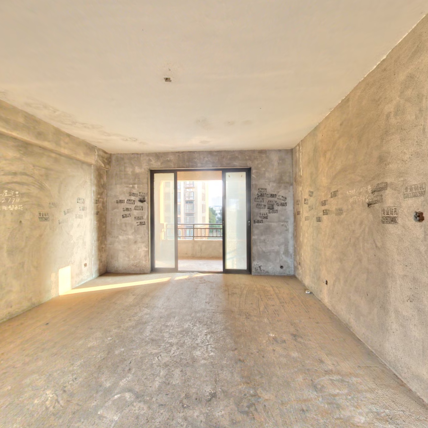 龙盛华府 3室2厅 南 北