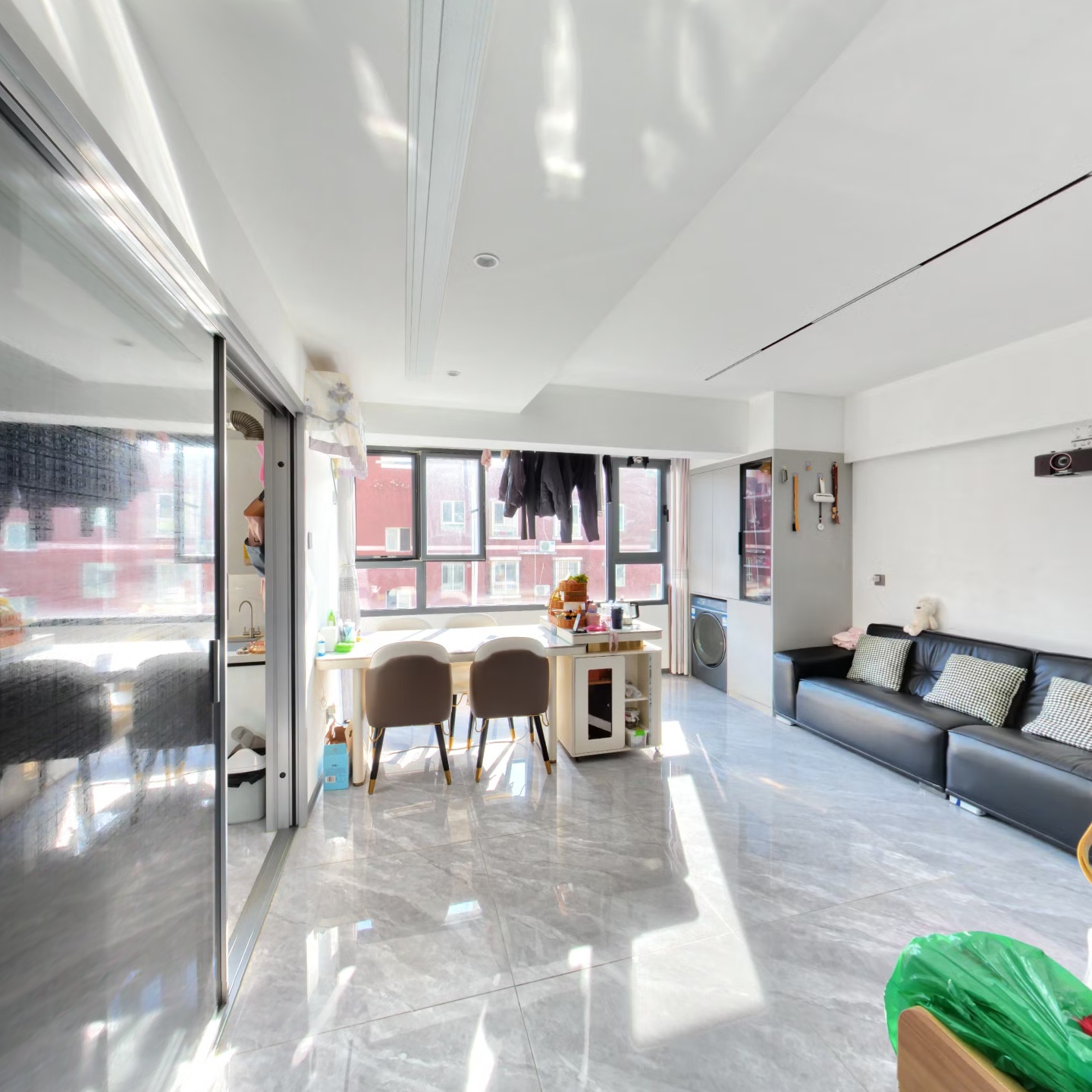 冠云路精装三居自住标准 带地下室