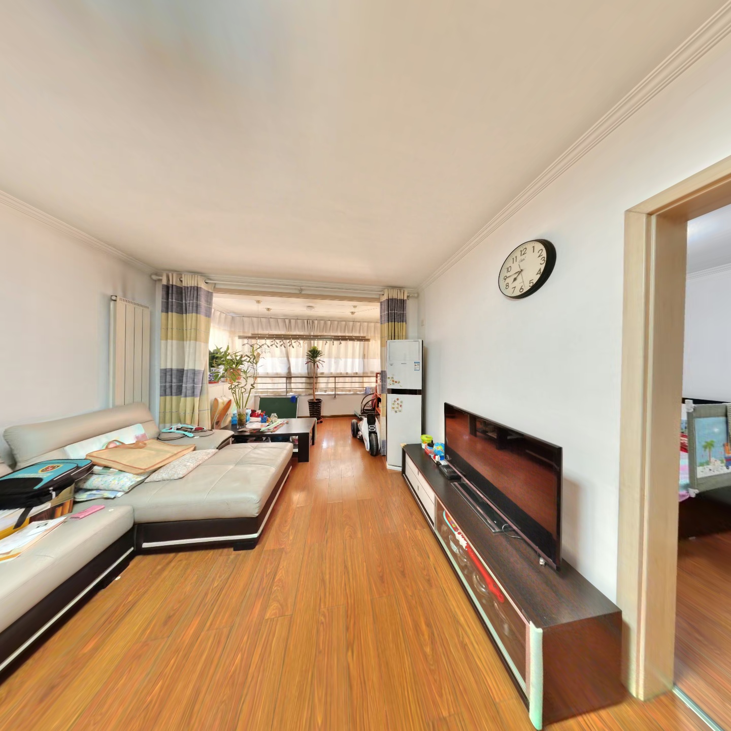 物探局电梯社区 ，  集中供暖