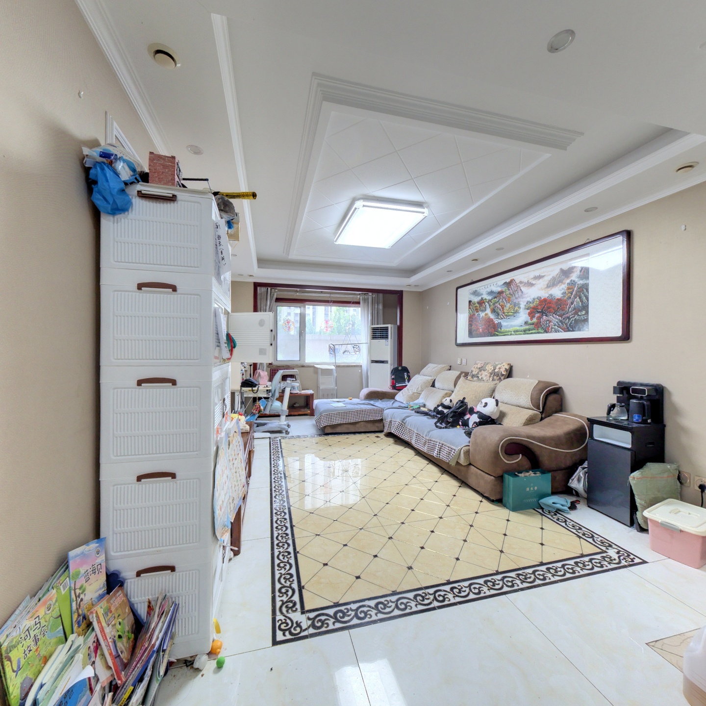 带30平米露台  南北通透精装三居