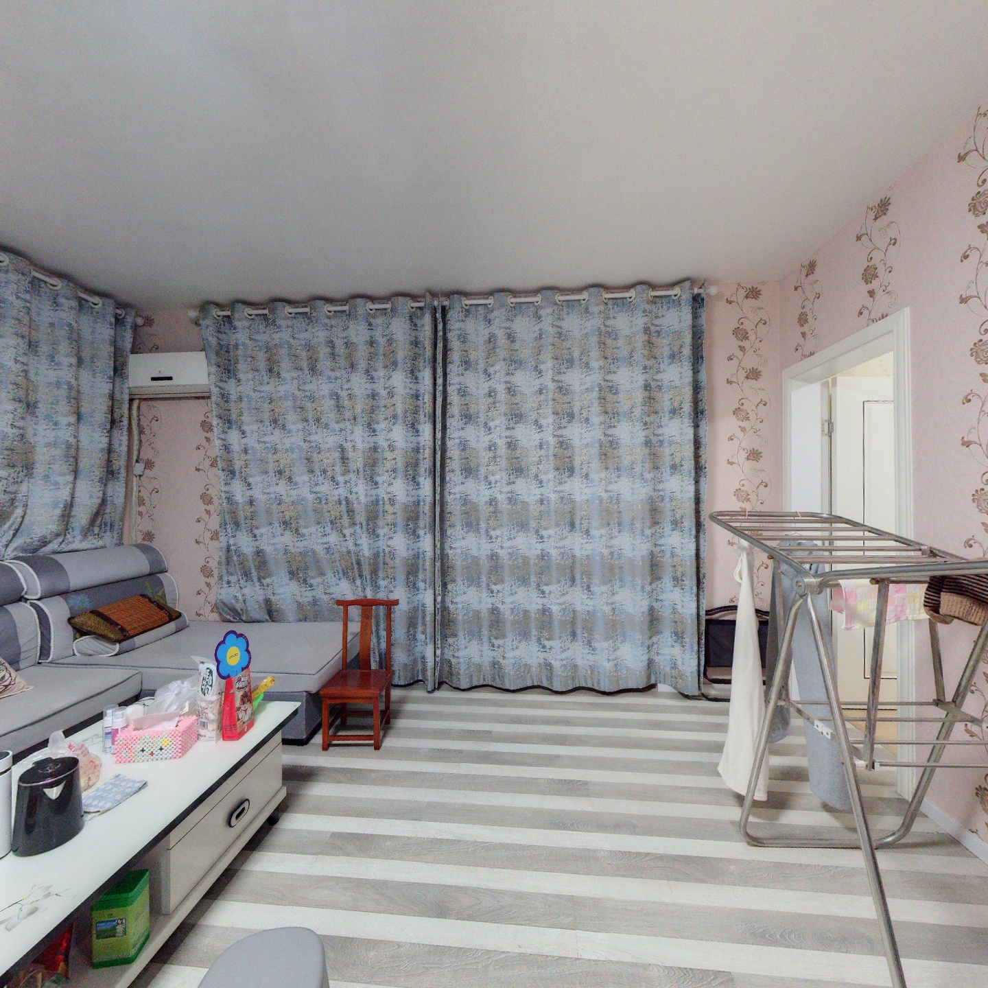 洋房精装修，双卫双阳台，南北通透