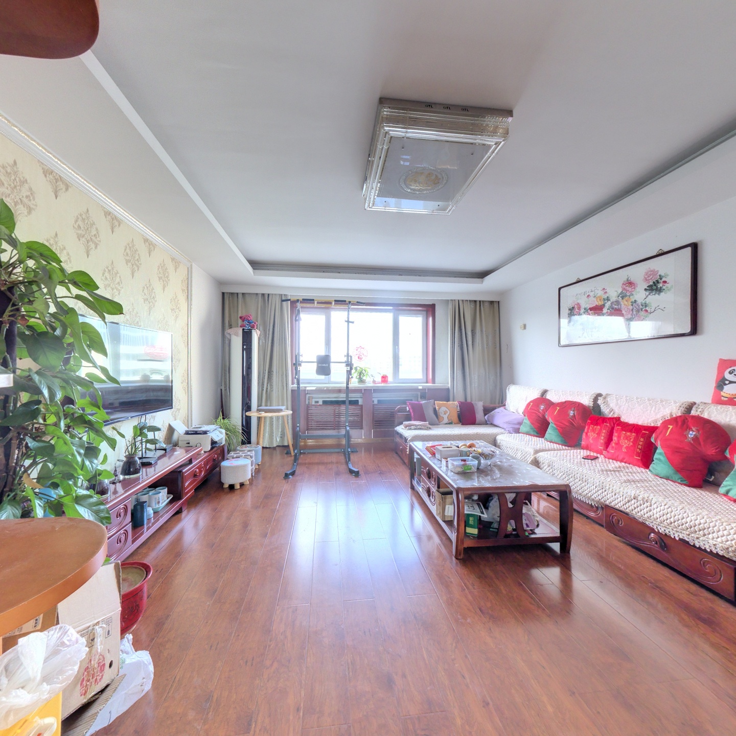 开发区支行家属院 3室2厅 南 北