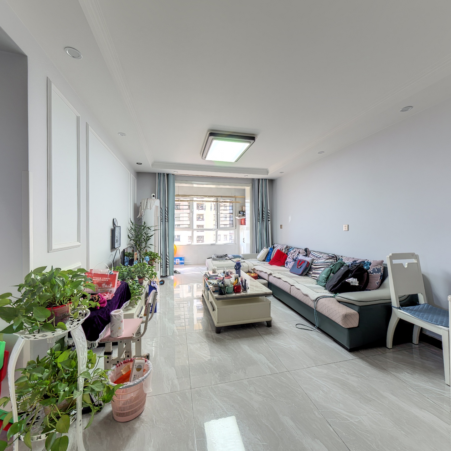 南北通透，全天采光视野开阔，小区环境好，交通便利