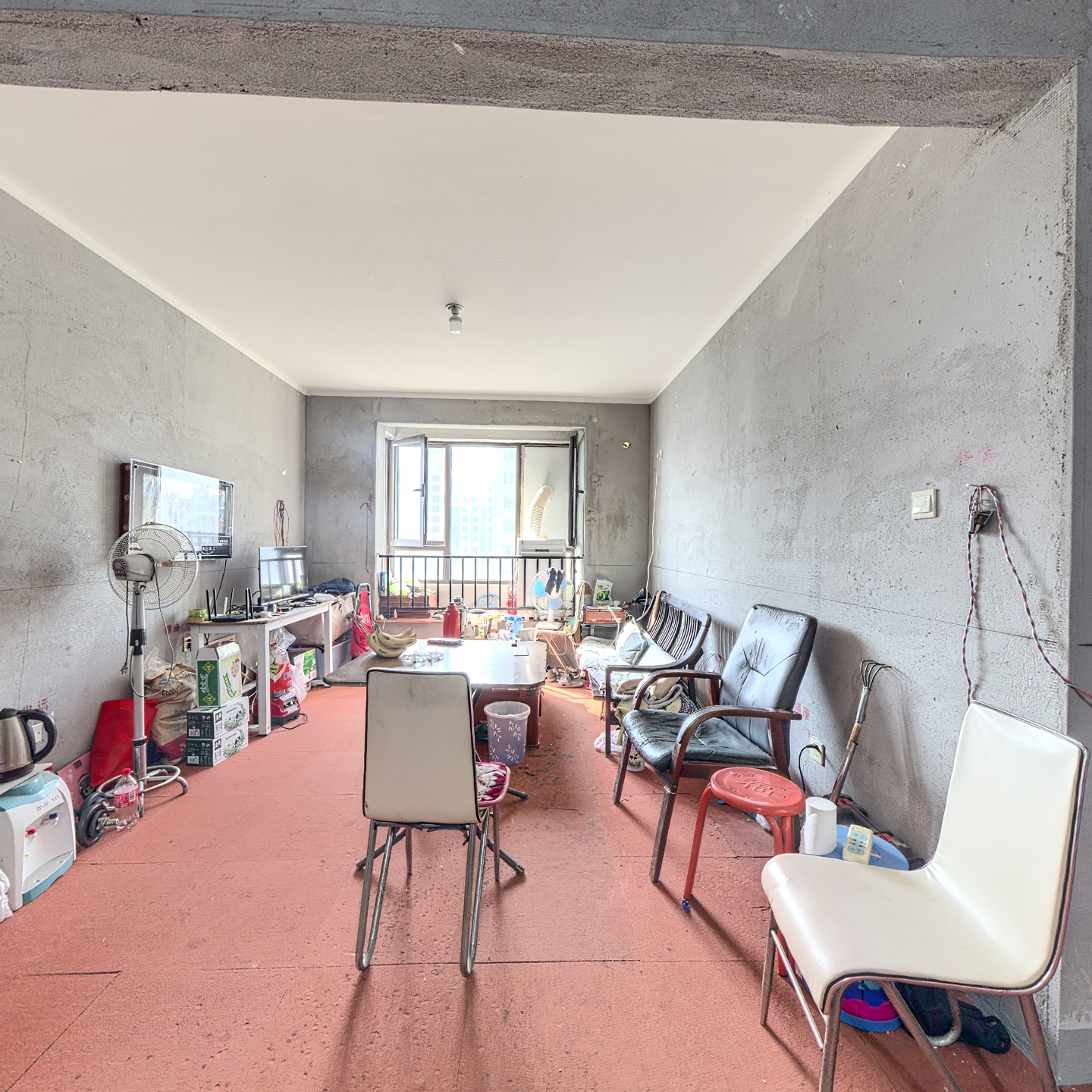 天伦湾中高楼层采光好  花园社区 集中供暖 物业好