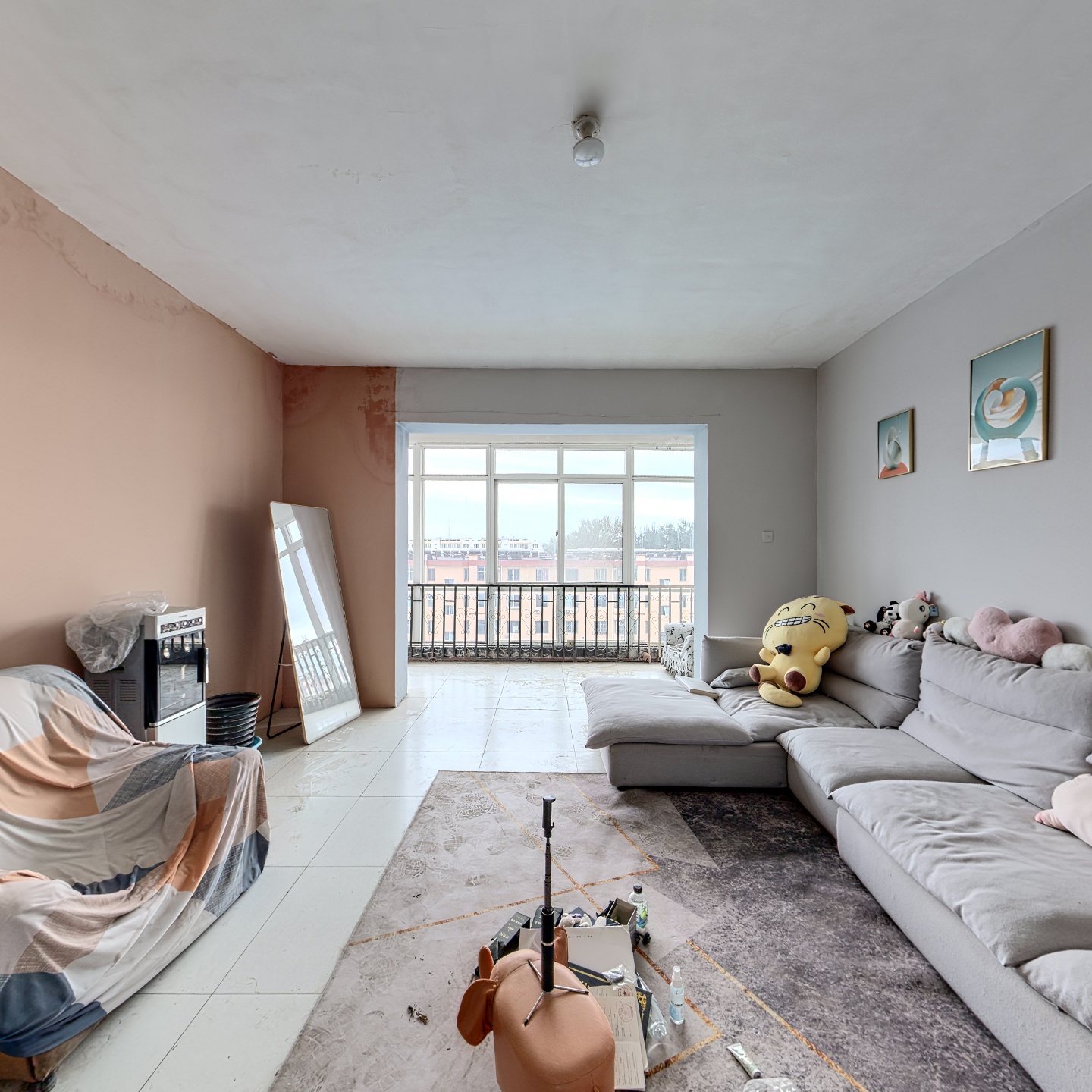 南北通透大三居简单装修 满五唯一 板楼集中供暖