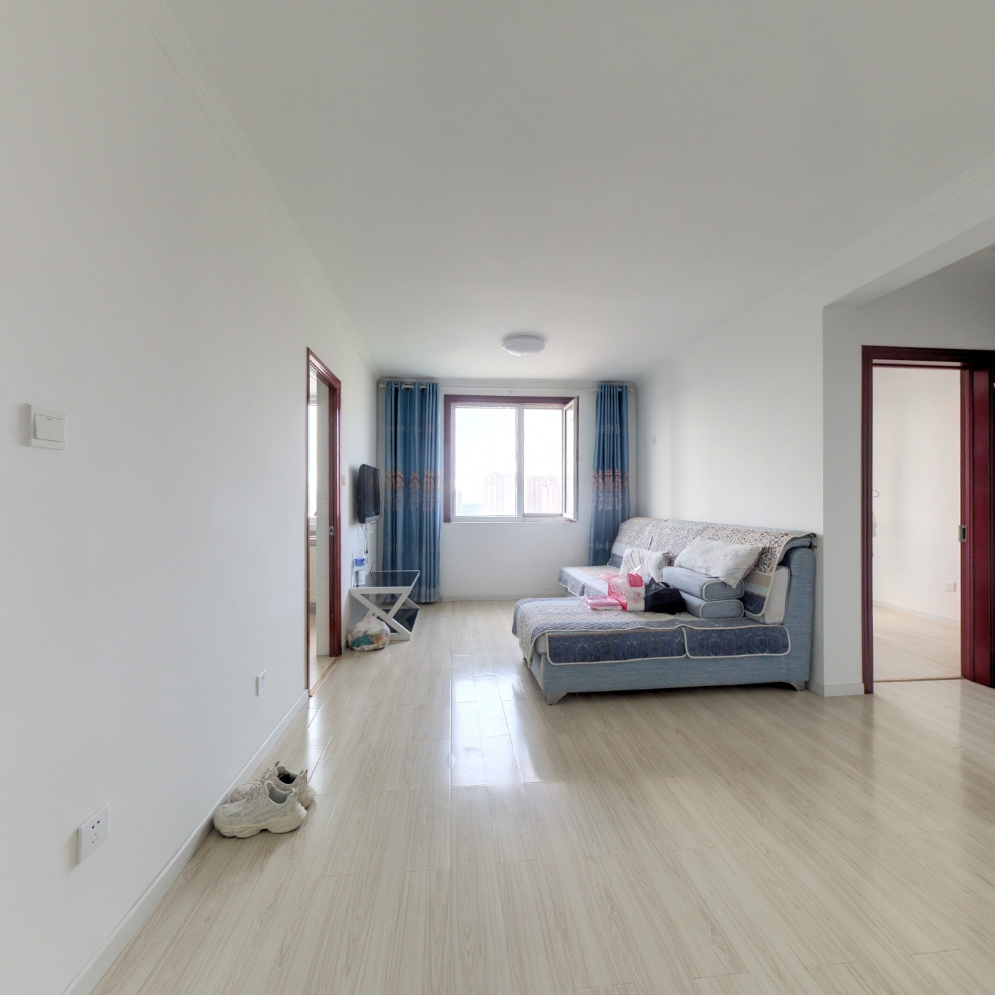 翔天万和城楼层采光好，无遮挡，,满二。税低