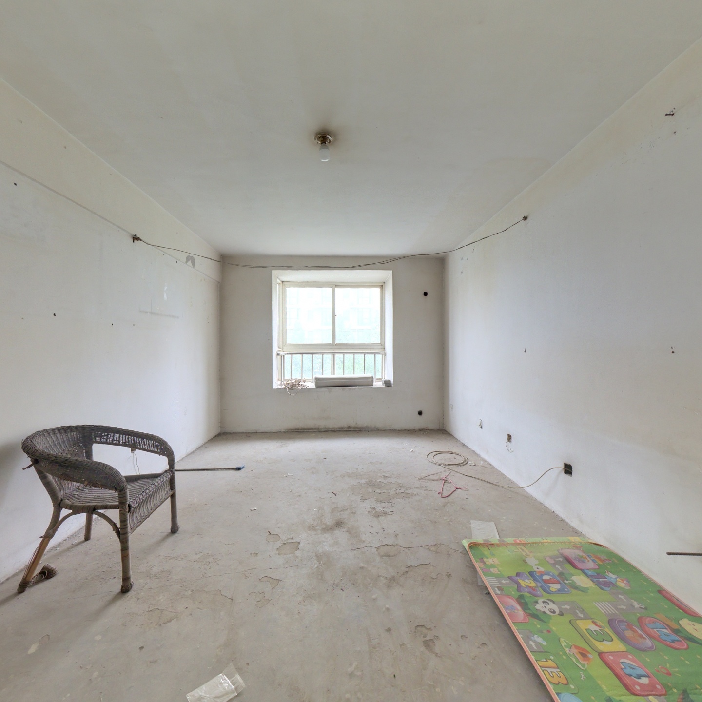 宏远家园 南北通透两居 中间好楼层