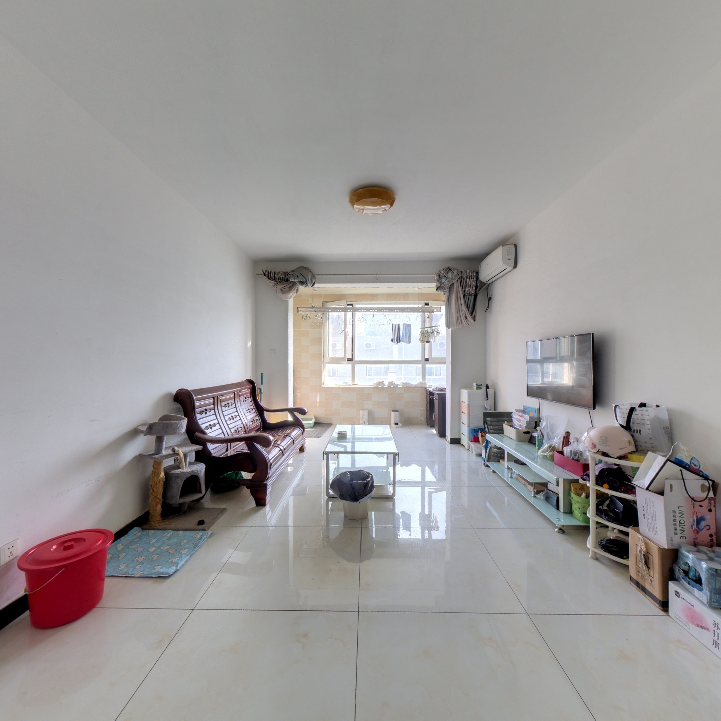 南北通透两居  简单装修   采光视野好