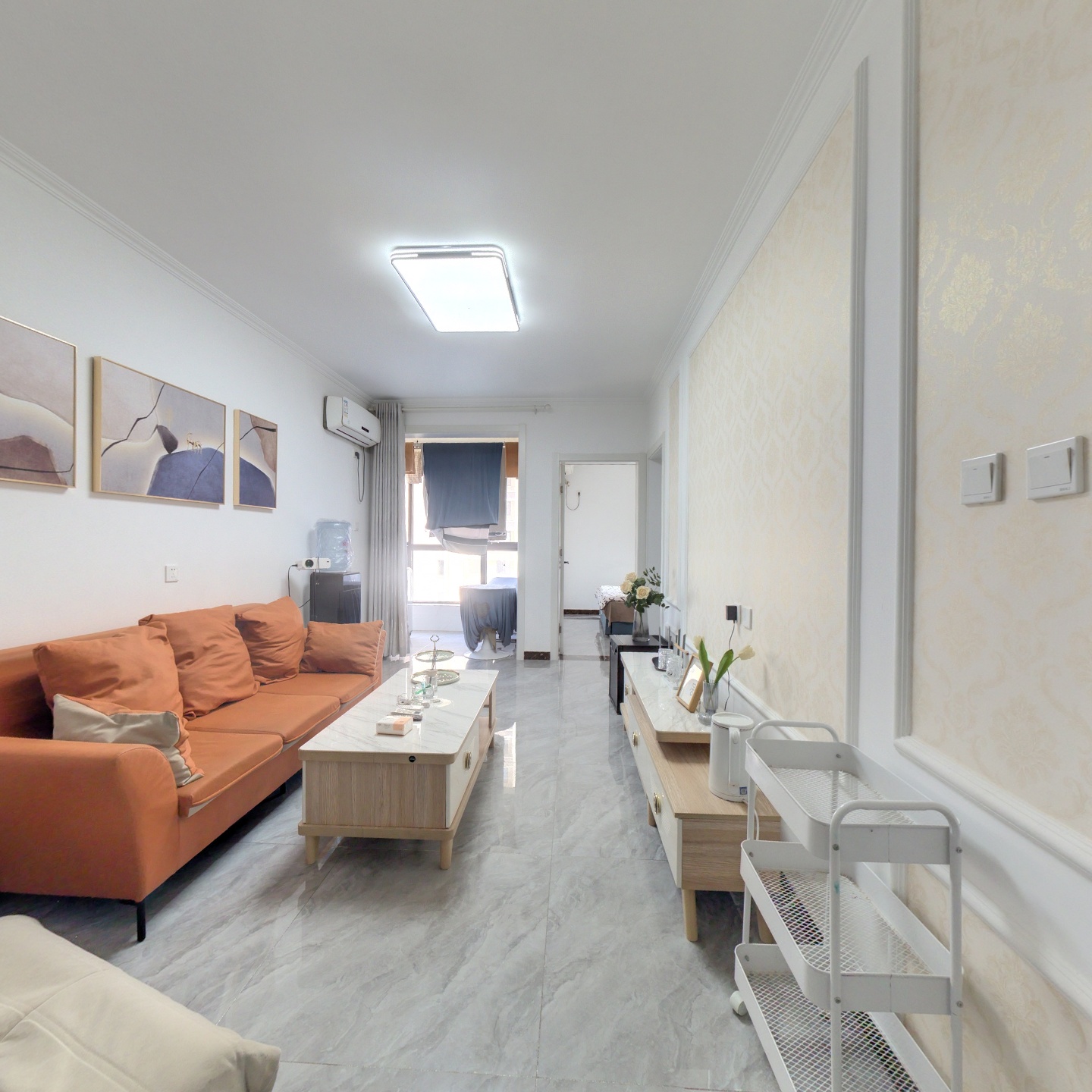 全阳小两居，户型方正，精装修，