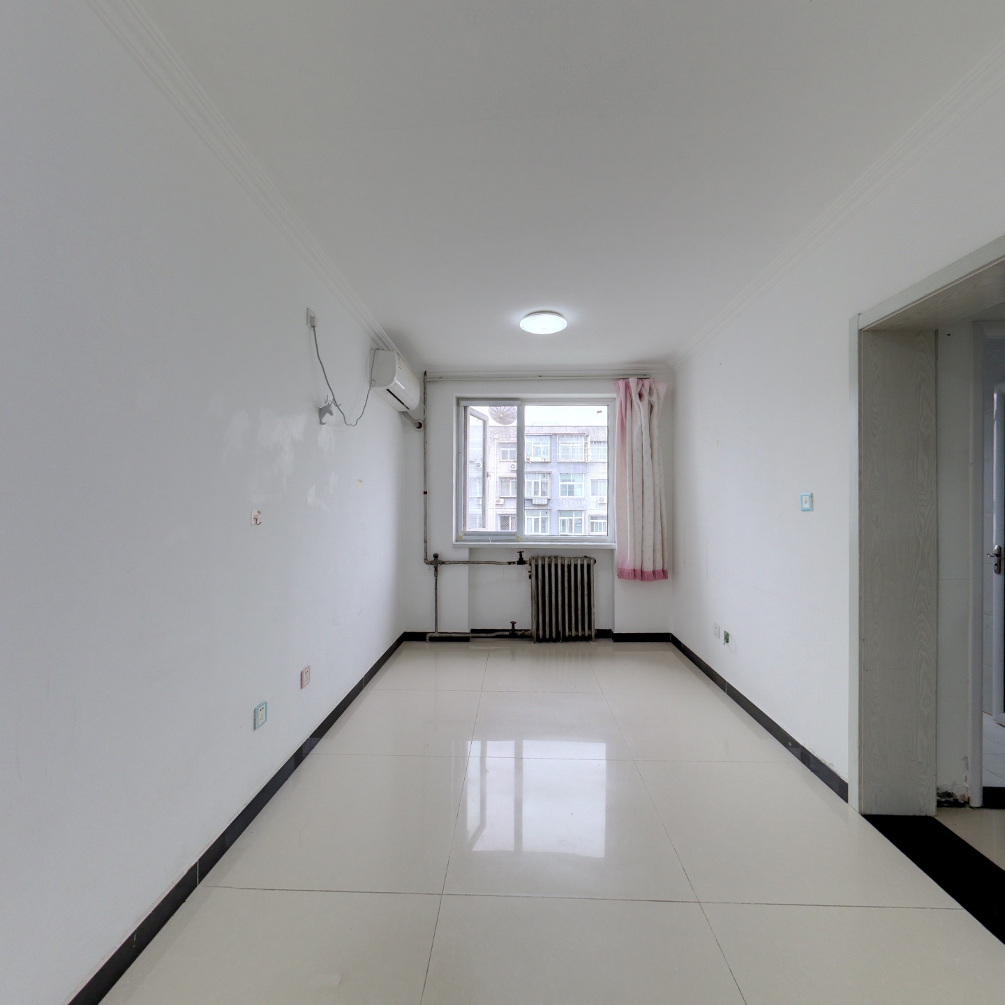 建新南區(qū)，精裝修，好樓層，采光充足