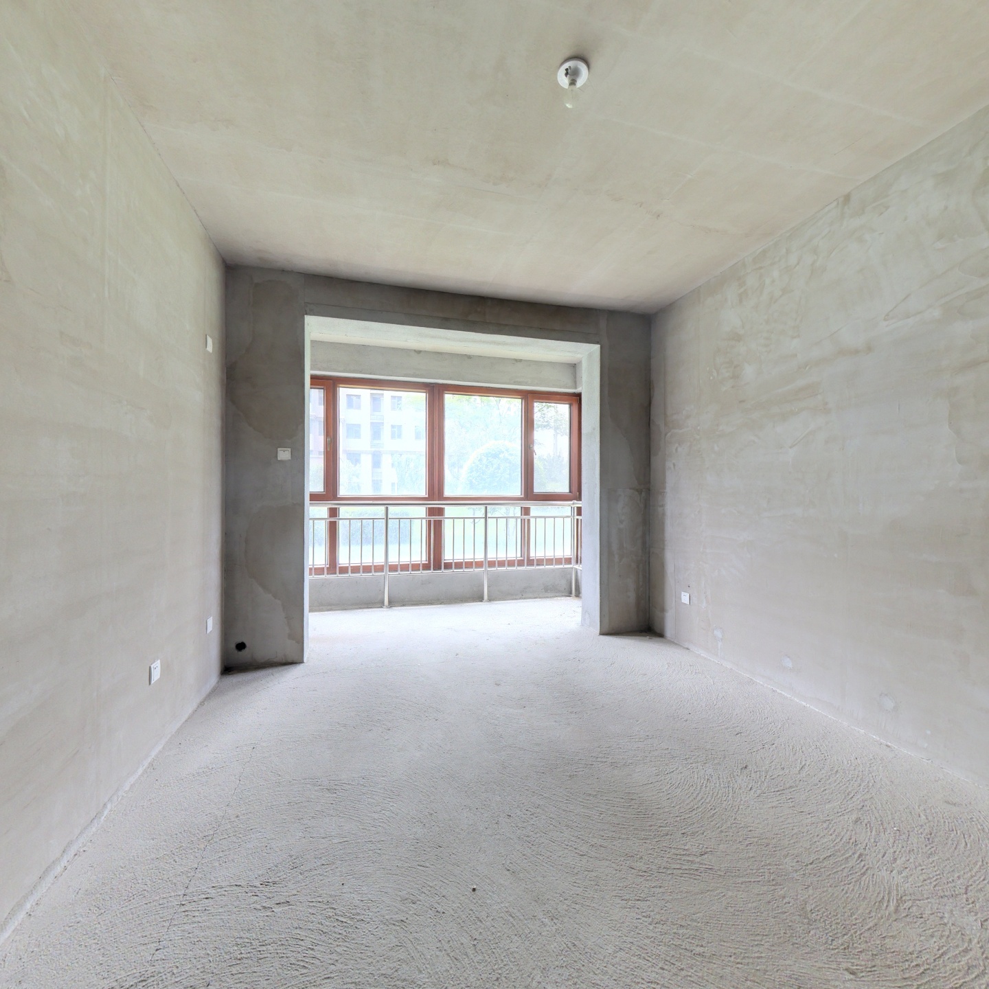 品质社区，不临街，房本满二，全南两居，看房有钥匙