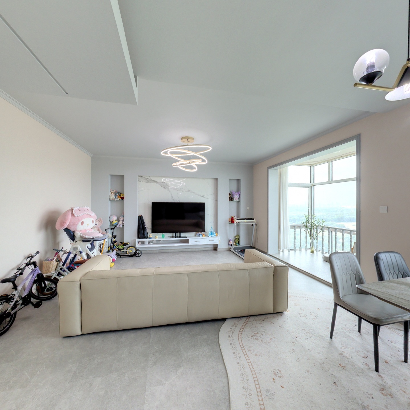 萬(wàn)象新天天際高爾夫 3室1廳 南 北