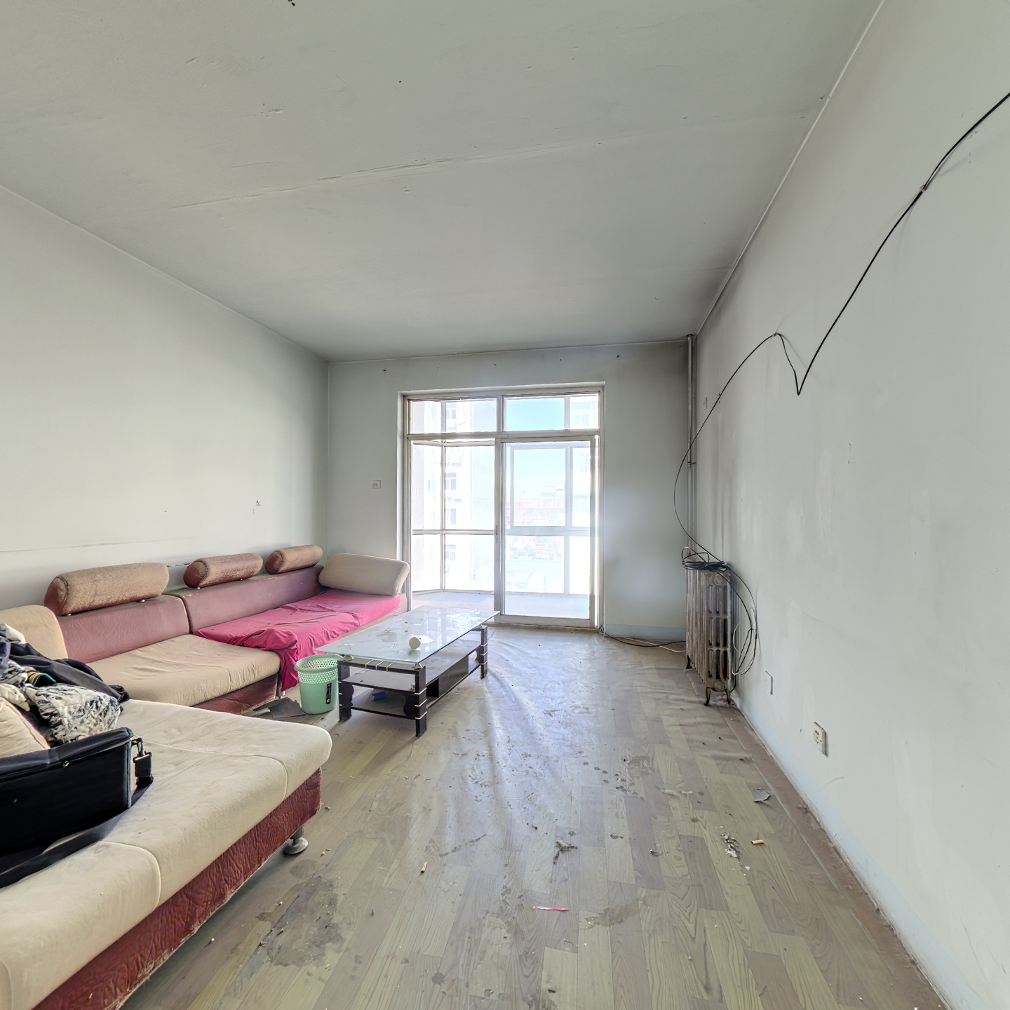 板楼，公摊小，南北通透两居，无遮挡，采光很好，