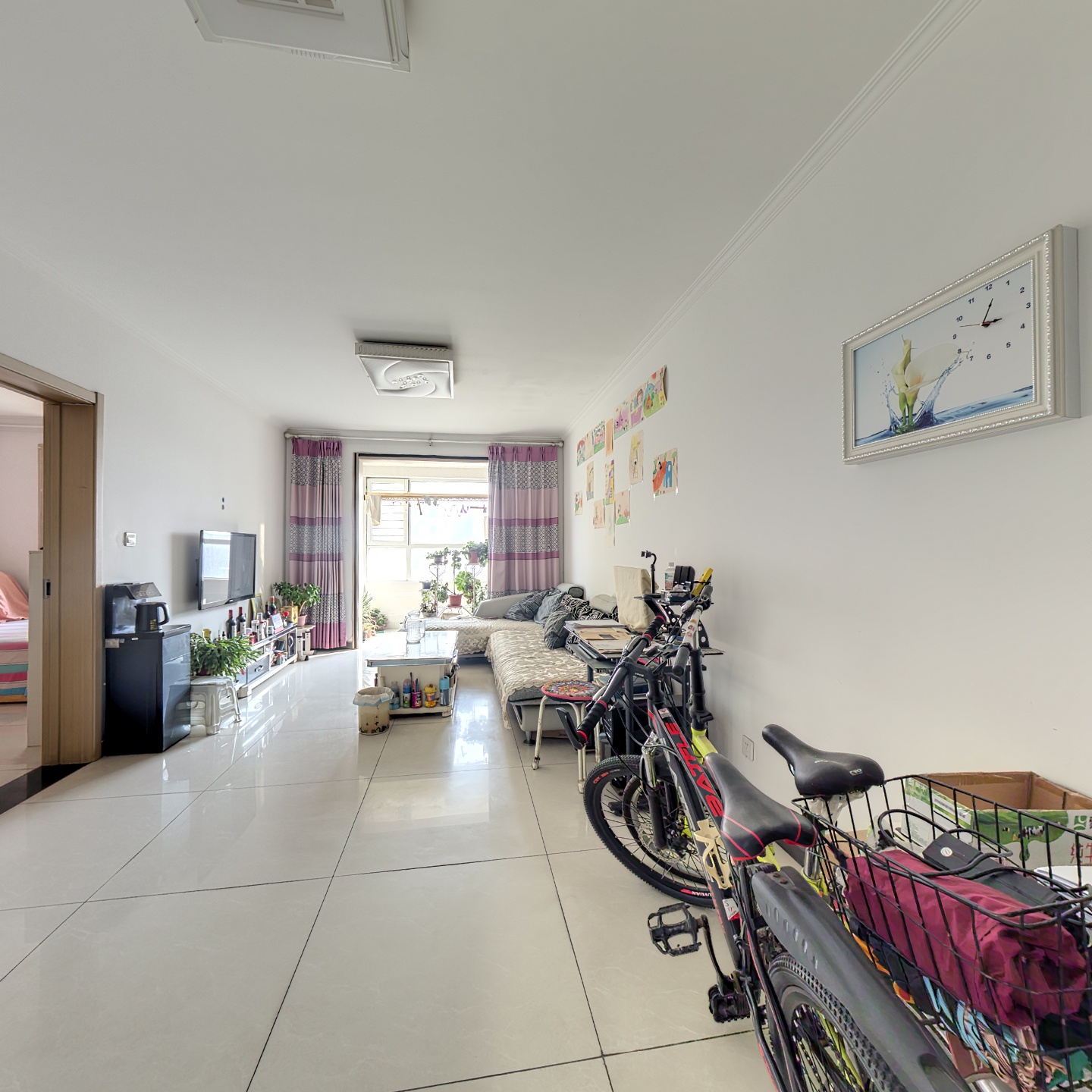 冠云路，满五唯一，全南两居室，精装修，价格可议