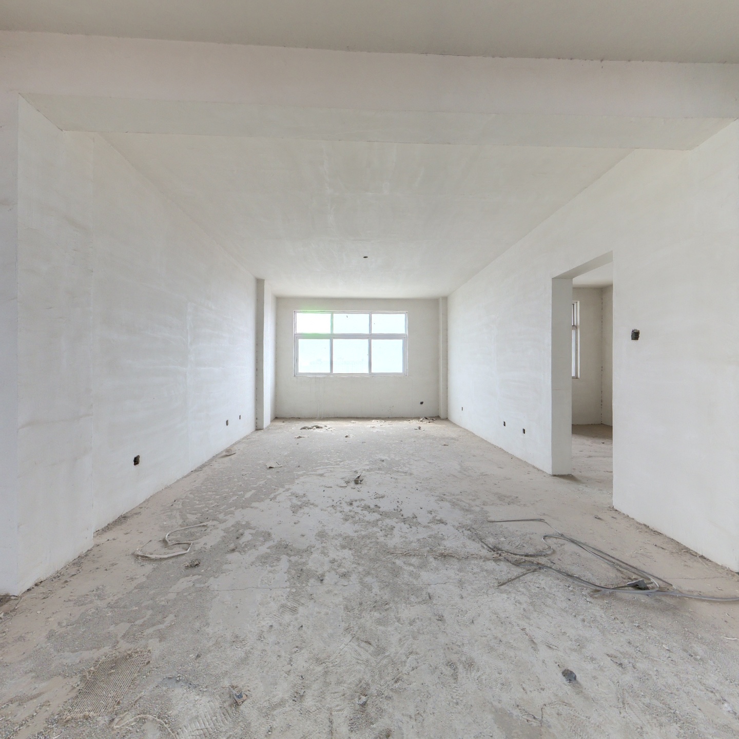 泰和世家小区   三室  带车位   储藏室 70