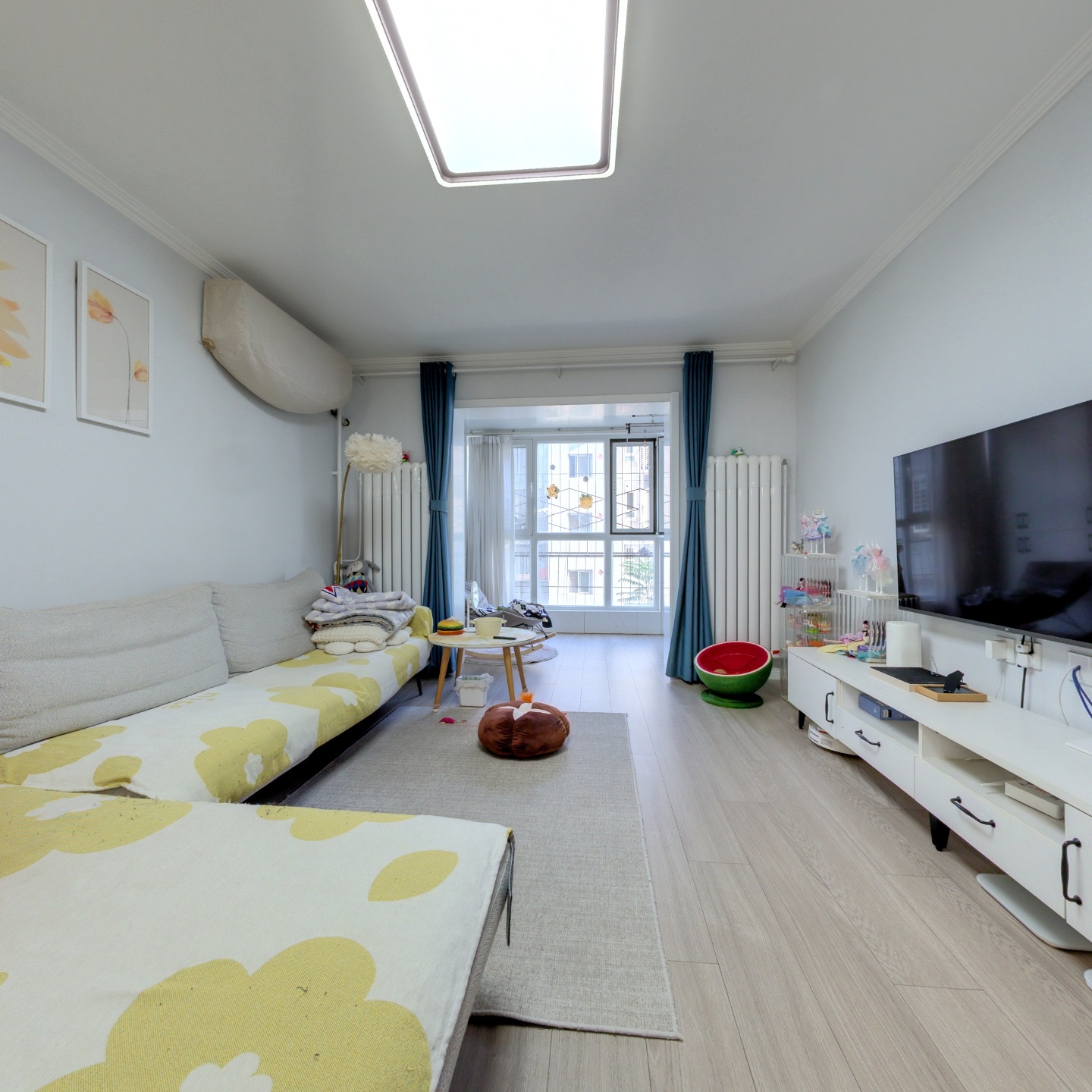 2002年 南北通透  40平明廳 精裝修 落地窗