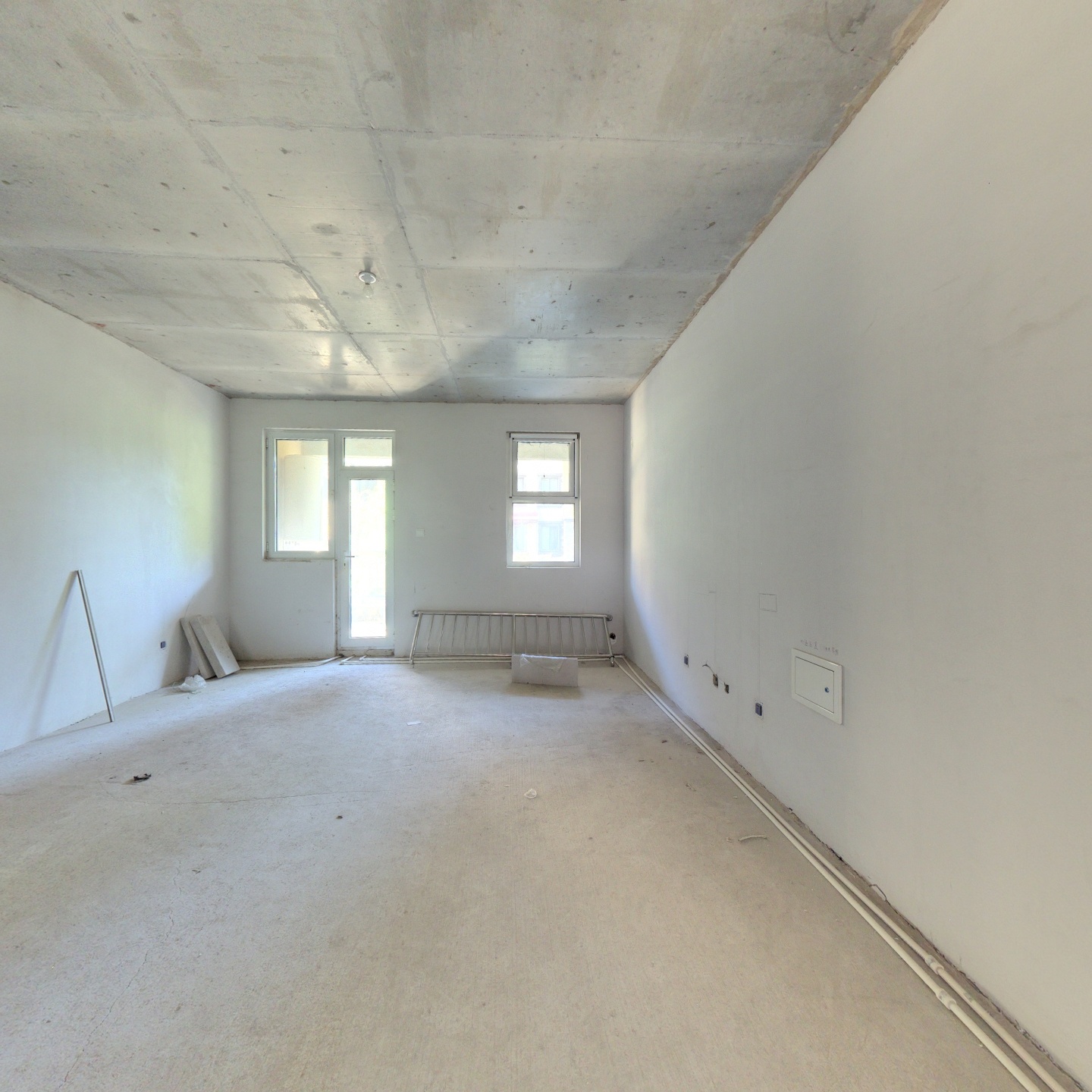 出售 香邑溪谷南北通通洋房 毛坯 带子母车位