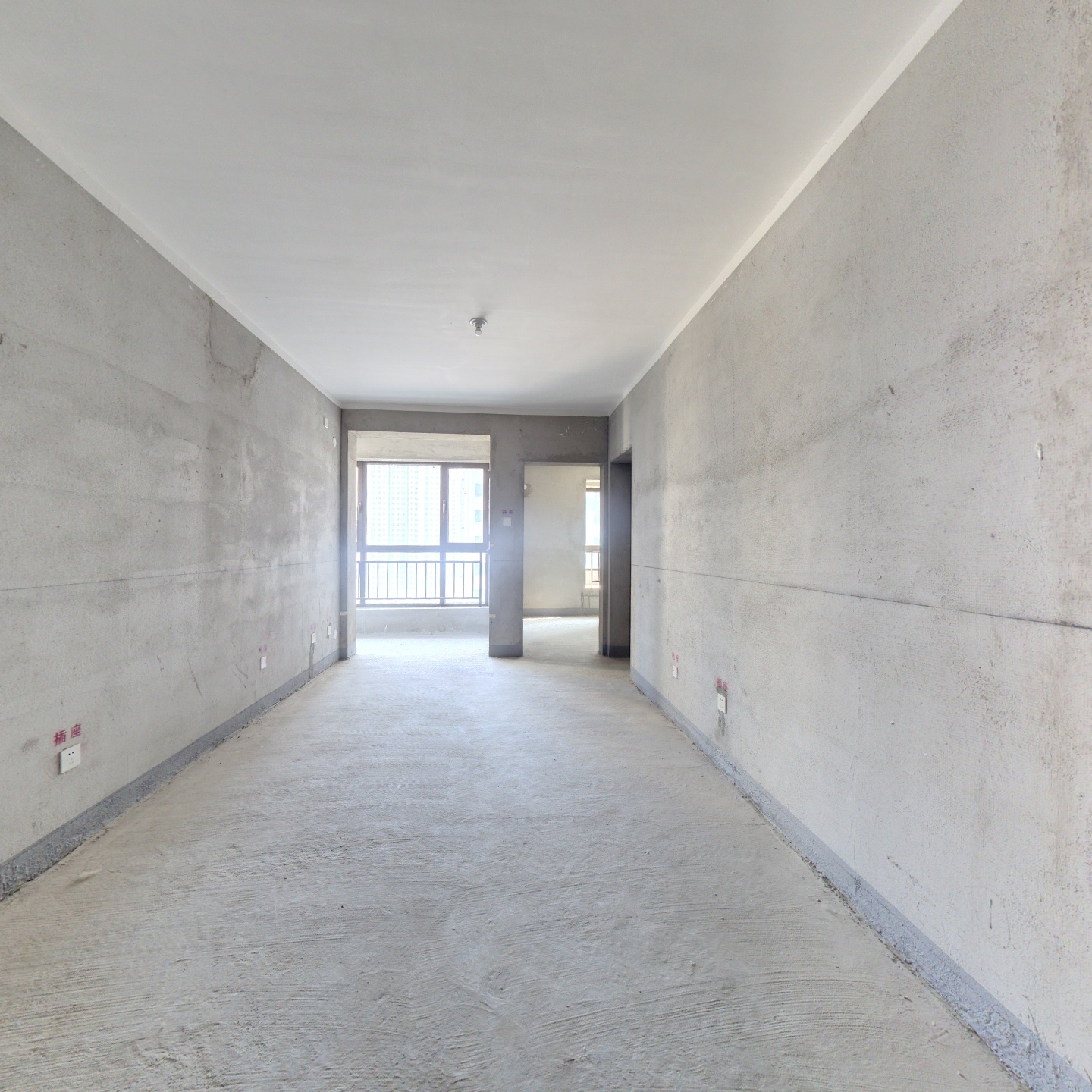 品质社区 保利物业 集中供暖 全明格局