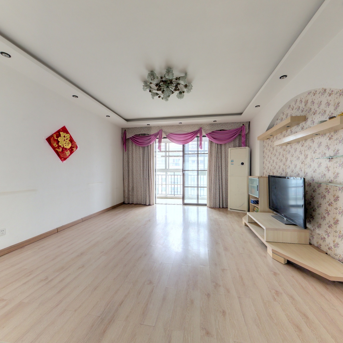 青州大利群西邻电梯房9楼精装3室两厅带车储满五唯一