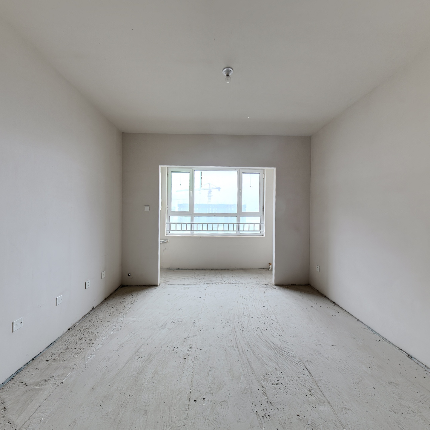 环境优美安静，小区绿化好 配套齐全，出门集贸市场