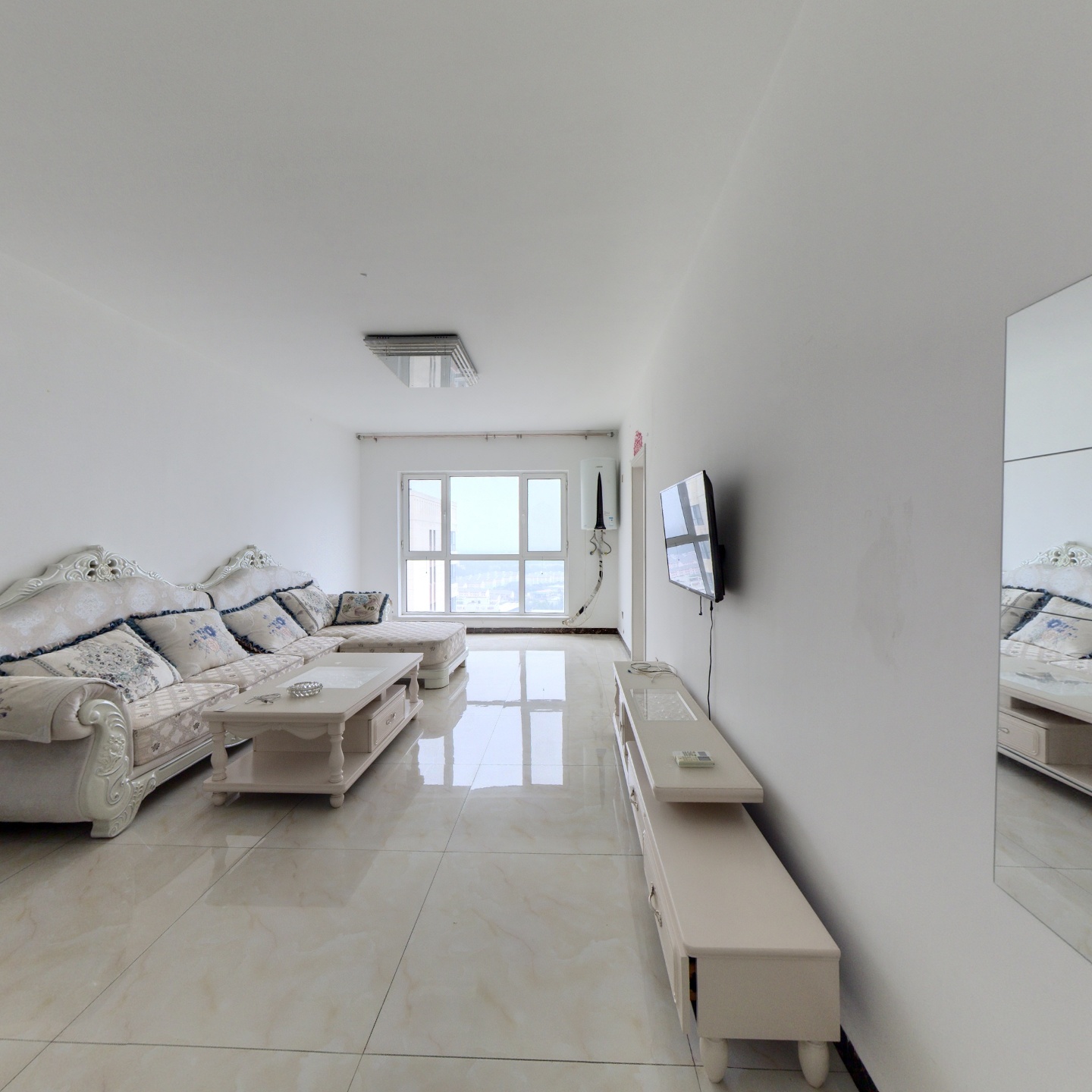 必卖好房，满五唯一，拎包入住 公交直达