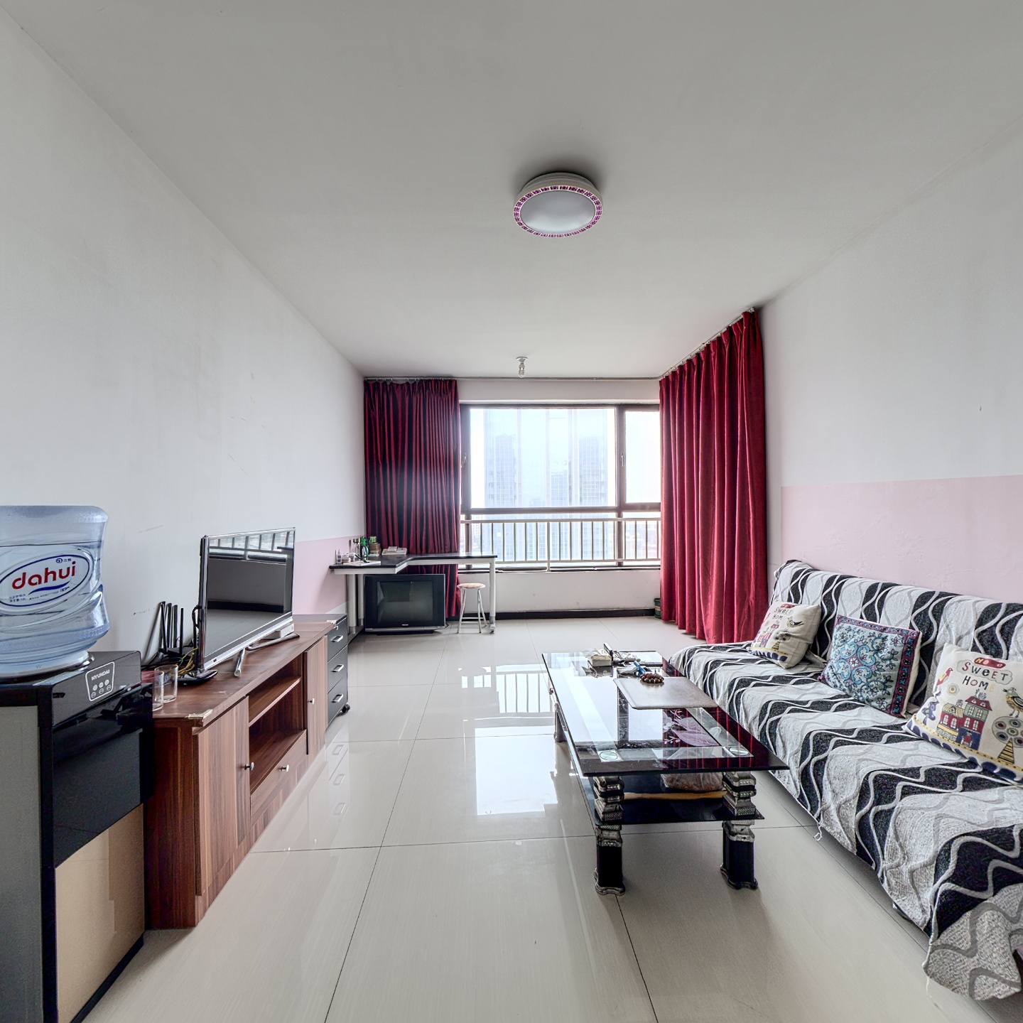 涿州高铁东站，鸿坤理想湾全明一居室，卫生间带窗户