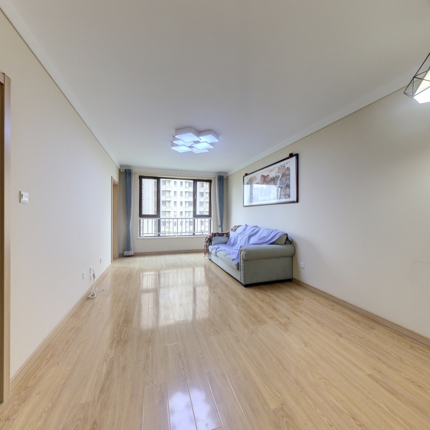 鸿坤理想湾北区 3室1厅 南