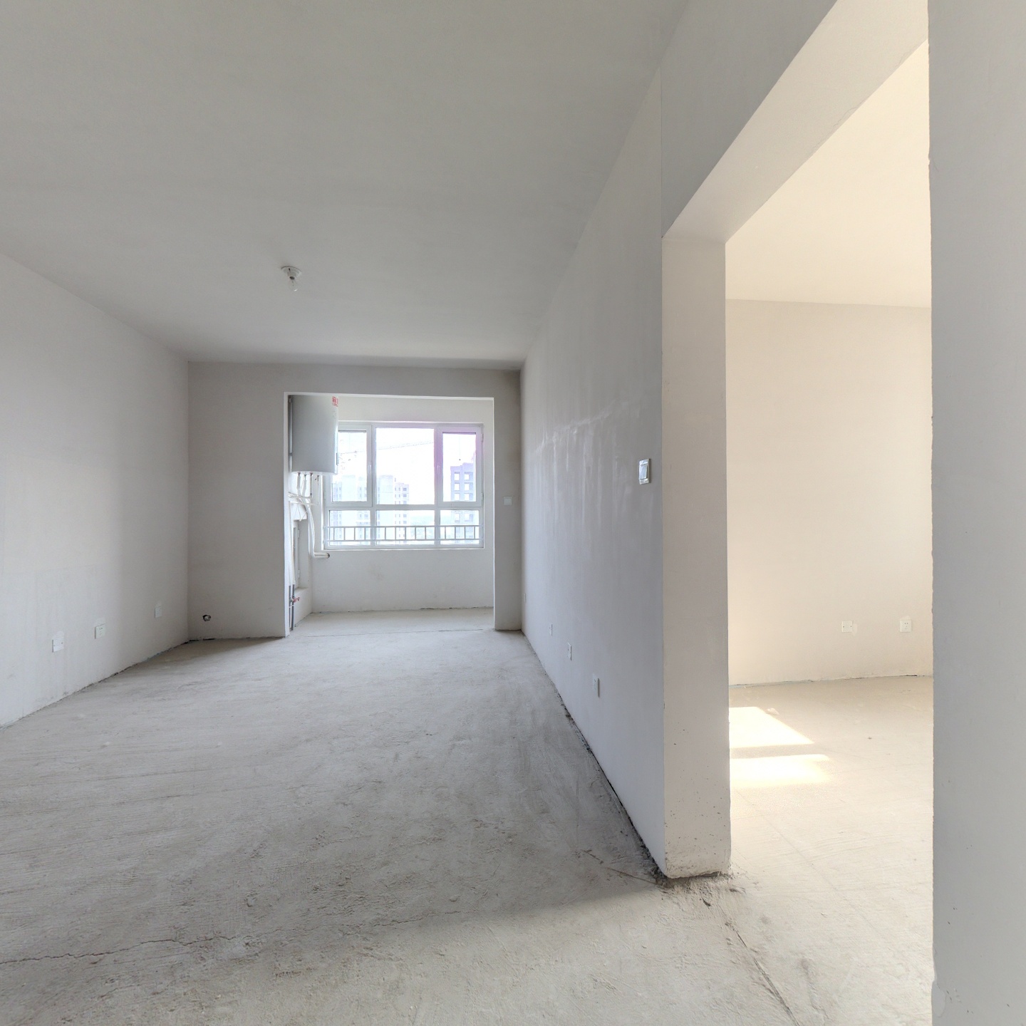 火车站 大社区 正规两居 好楼层急售