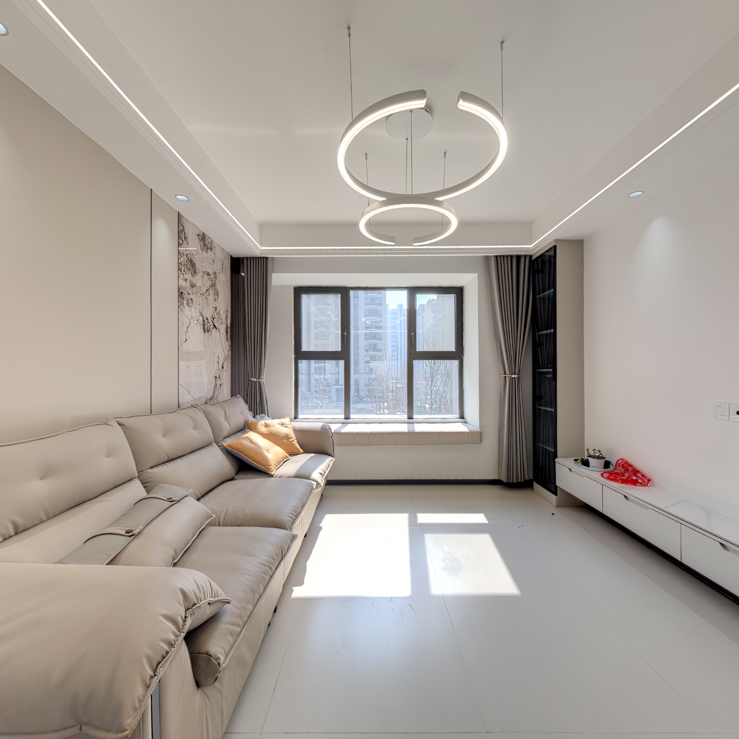 华远海蓝城二期 4室2厅 南 北