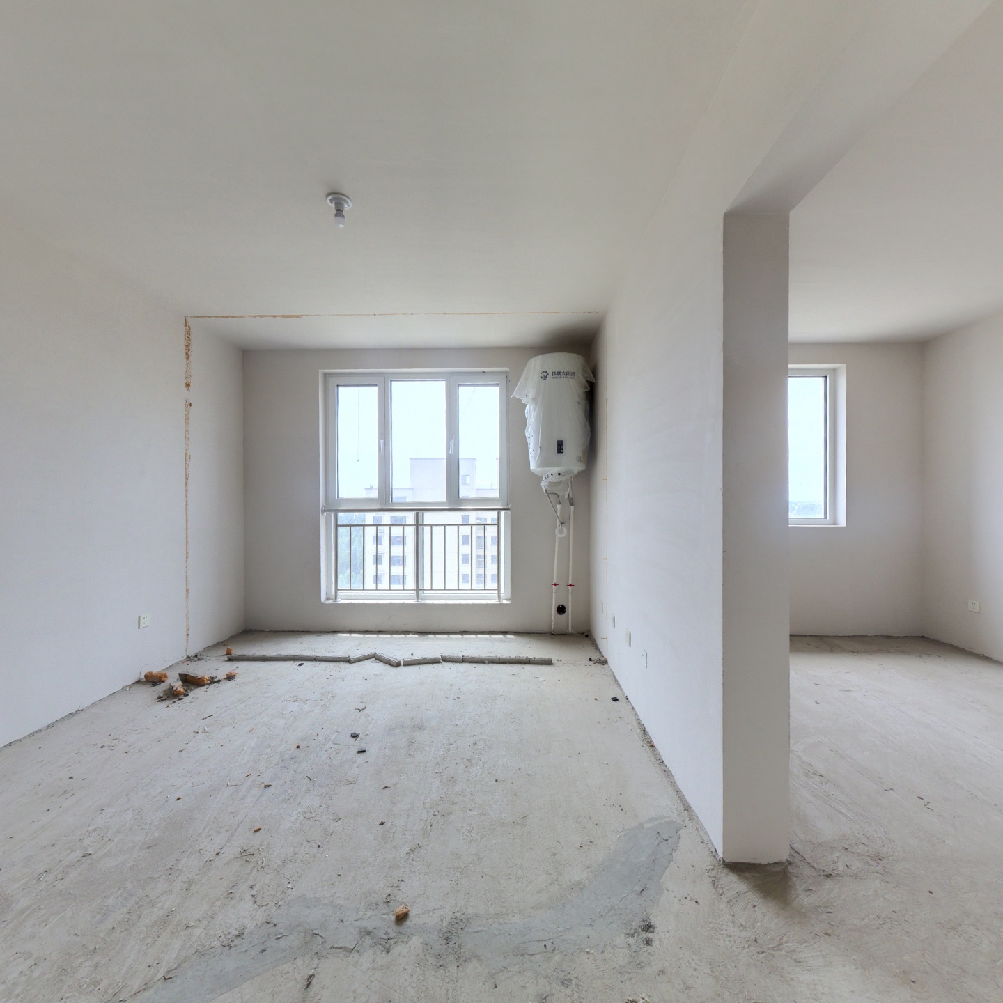 经典户型两居室，中间楼层，视野采好。