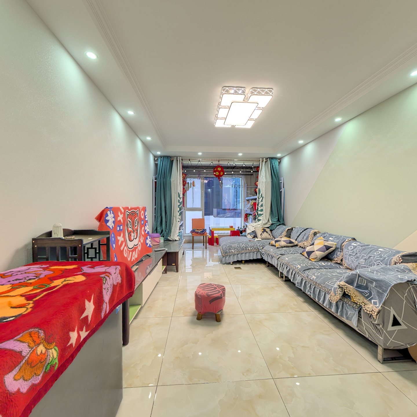 精装修 南北通透3居 拎包入住 满二 带家具家电