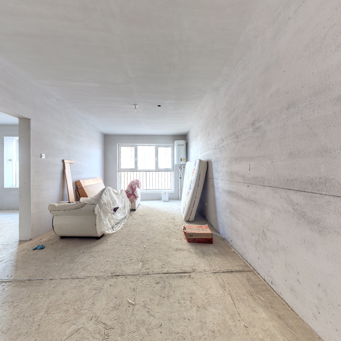 房本满二，采光无遮挡，格局设计合理，838直达北京