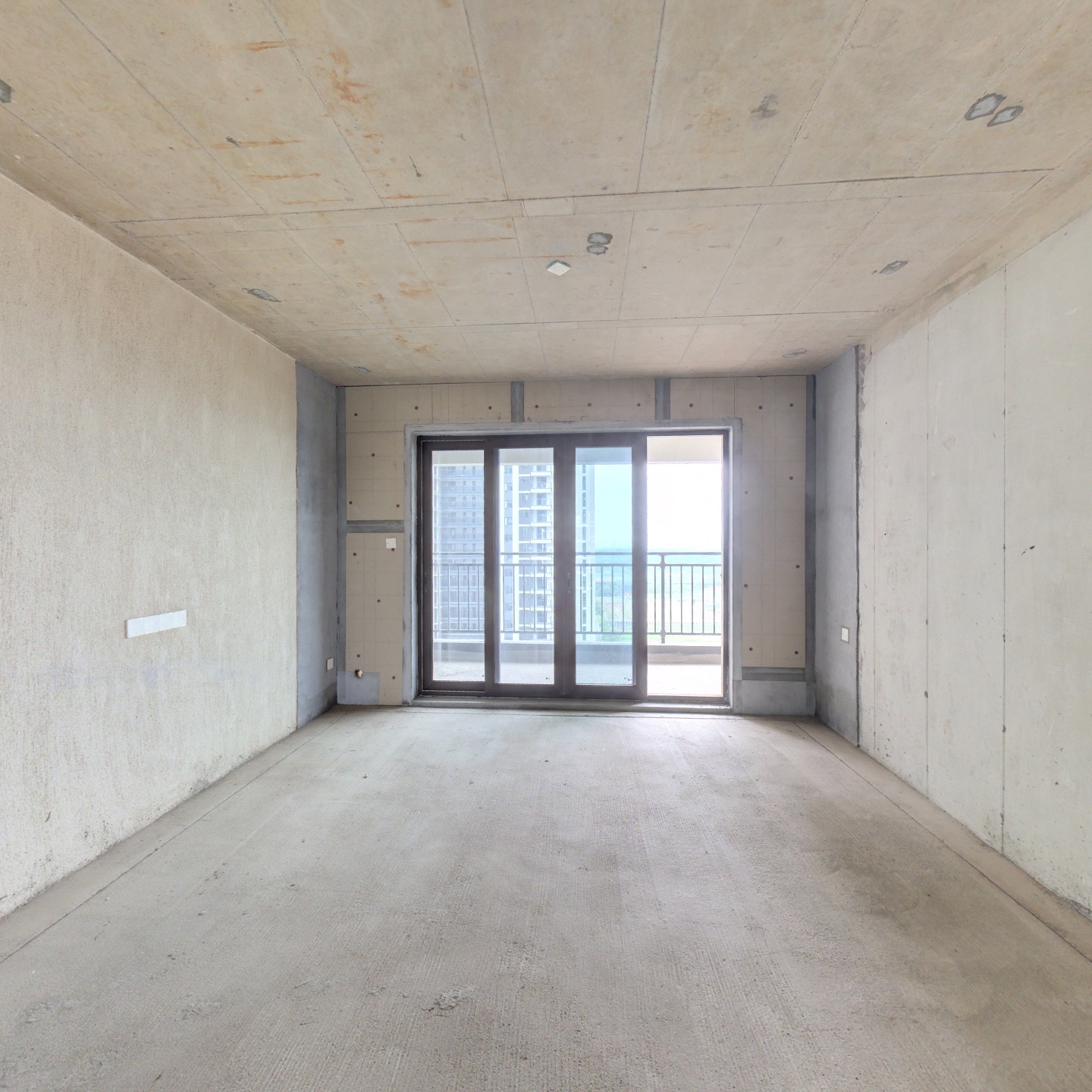 长沙南湘江科学城 高铁旁 地铁口 央企品质大盘毛坯4房