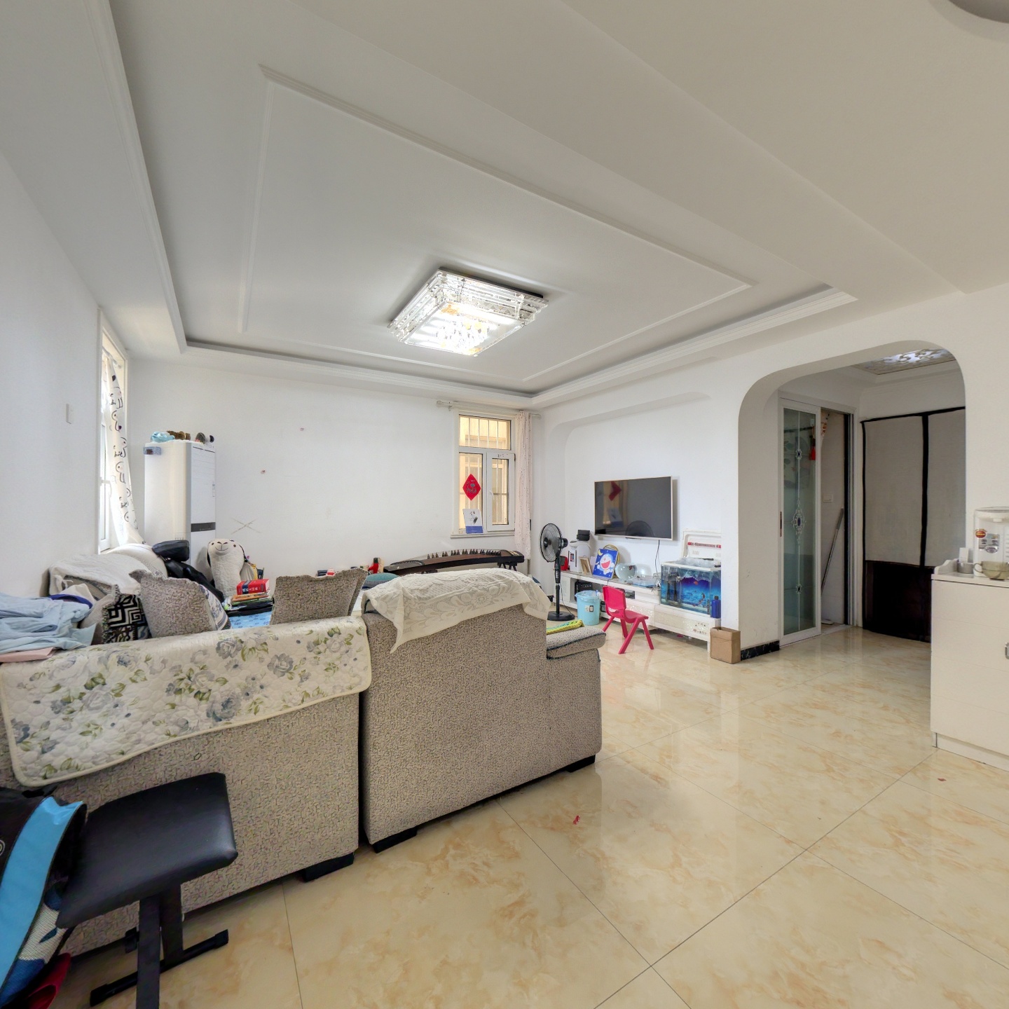 精装三居，房本满五唯一，业主诚心出售