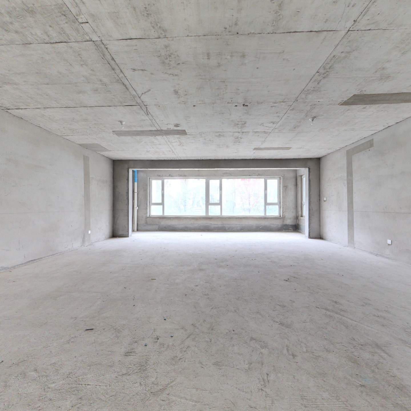 月桥花院2楼 192平 大平层 俩车位 采光好