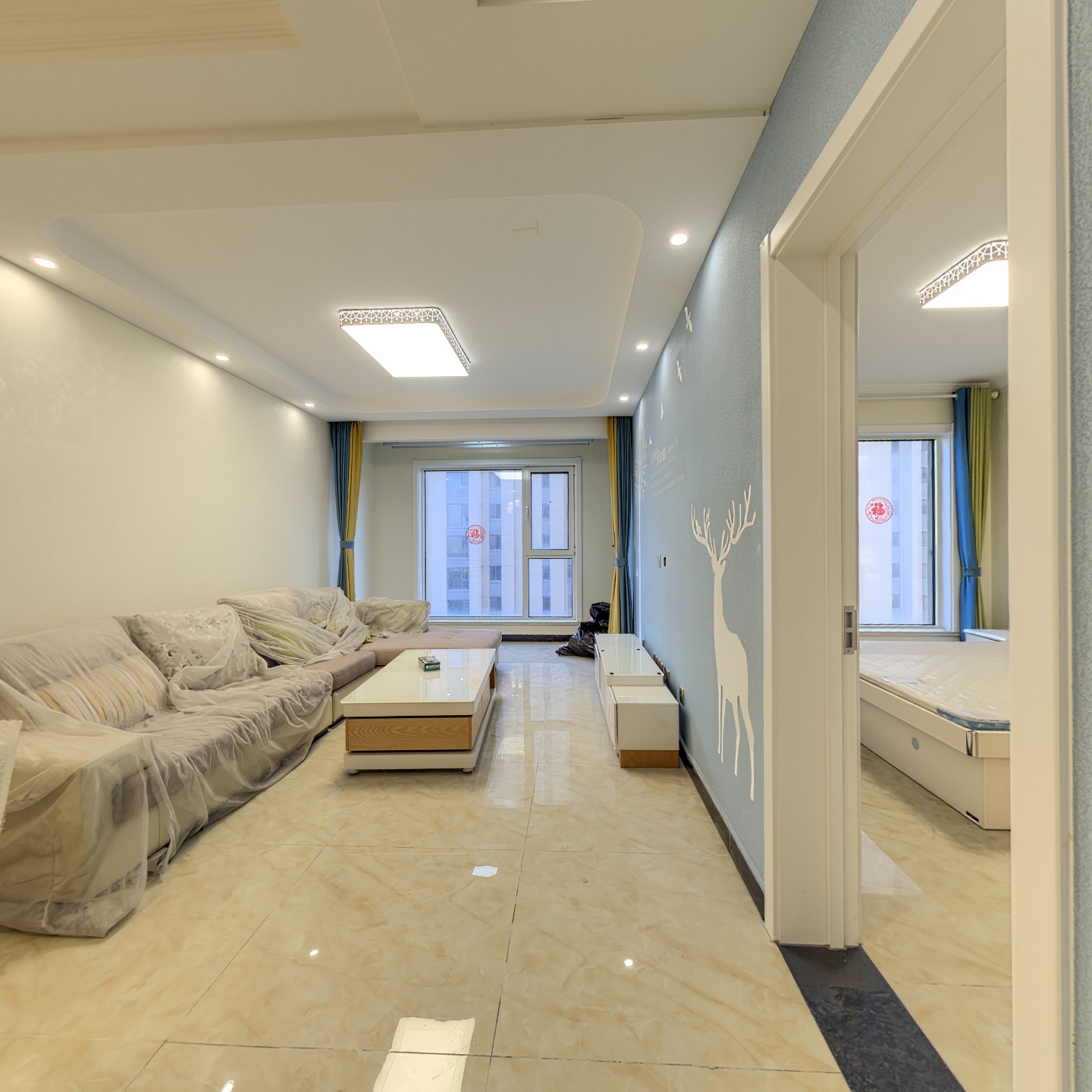 精装修 满二 出入方便 拎包入住 中层 全屋硅藻泥