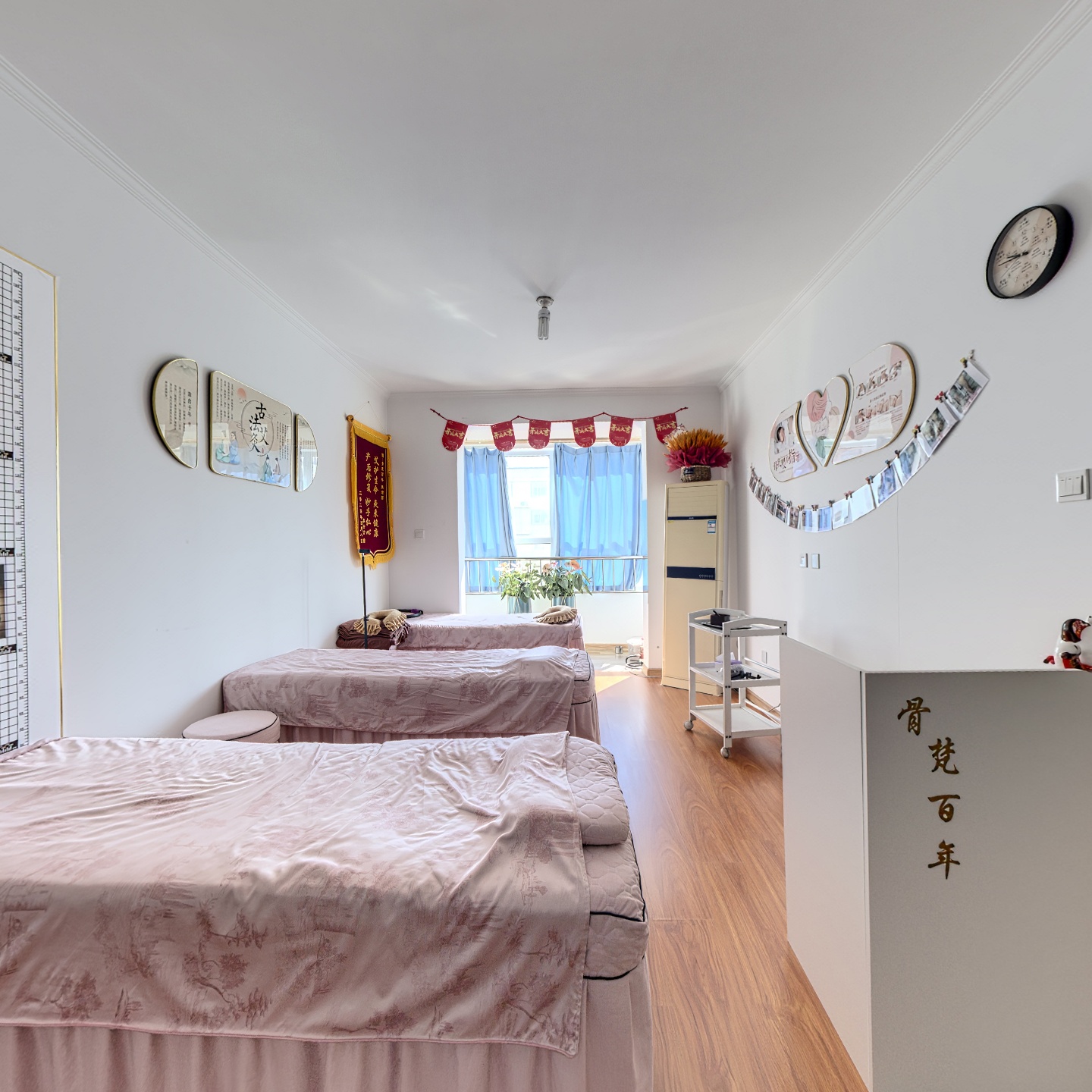 房子两居室，带装修，业主着急出售