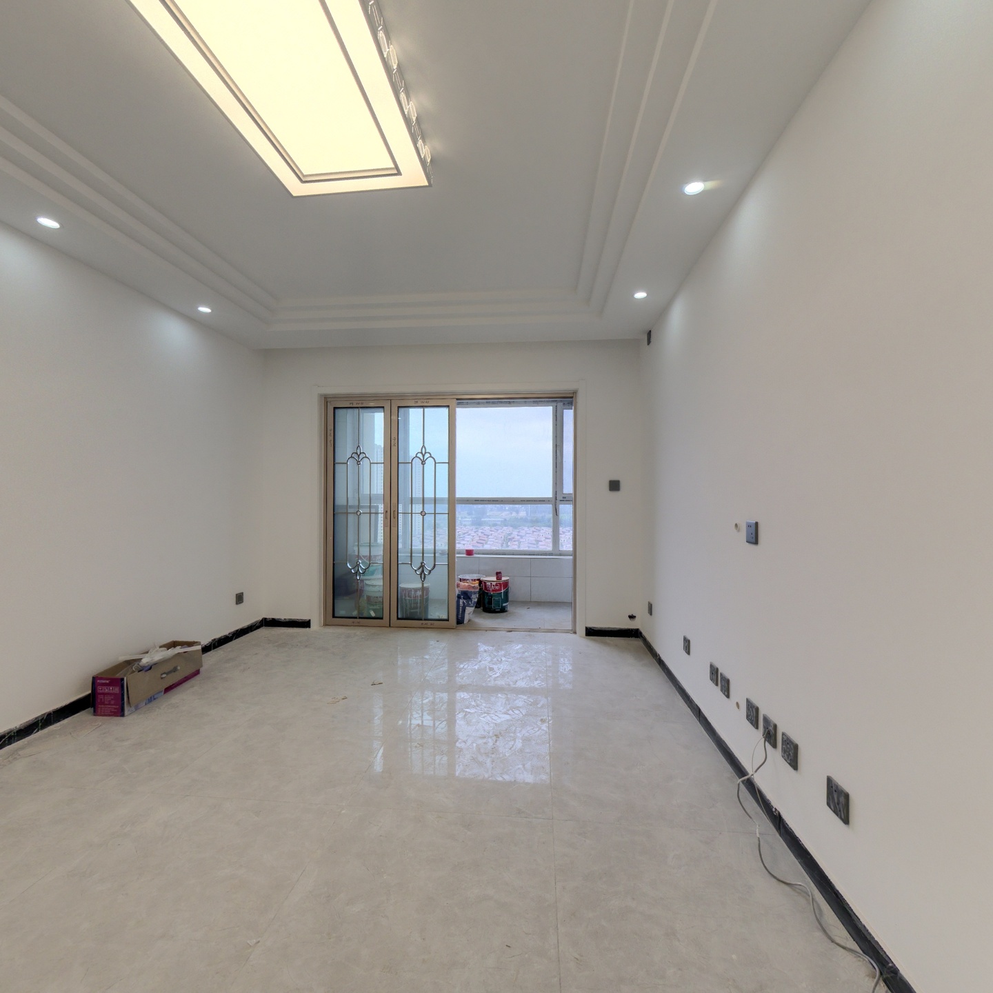 颐景雅苑 精装未住两居 中间好楼层