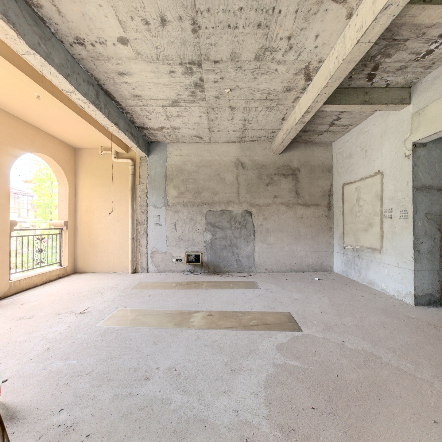 新上金侨城双拼别墅花园500平米