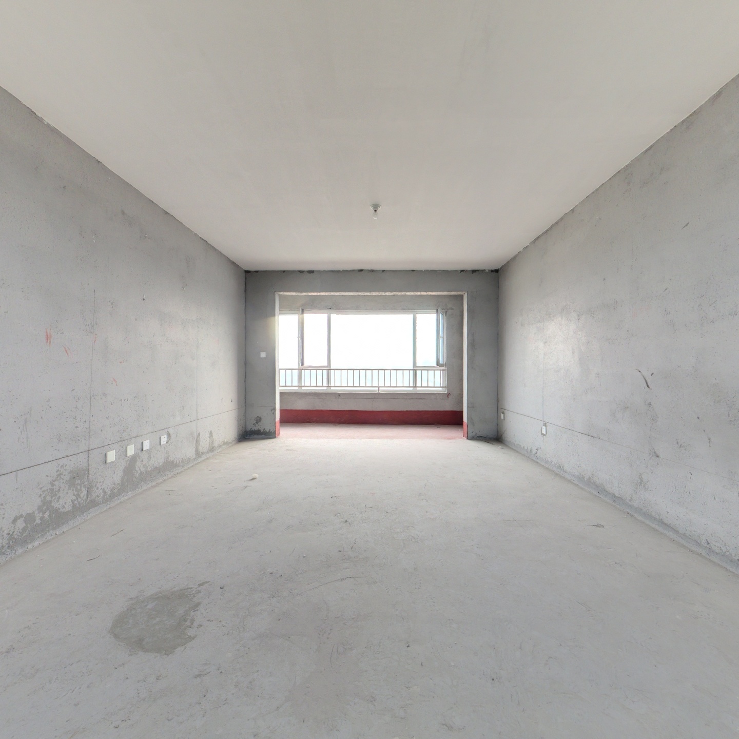 南阳澜庭一期16楼四室带车位储藏室毛坯房有证可按揭