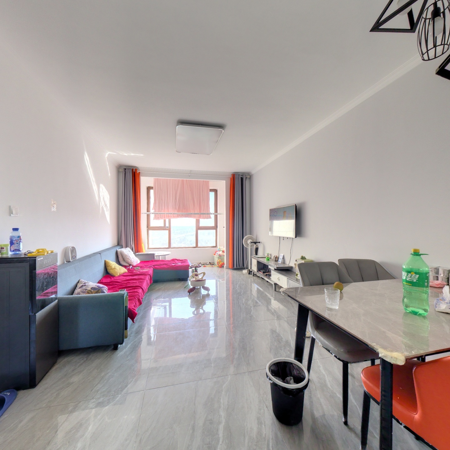 高铁新干线 3室1厅 南 北