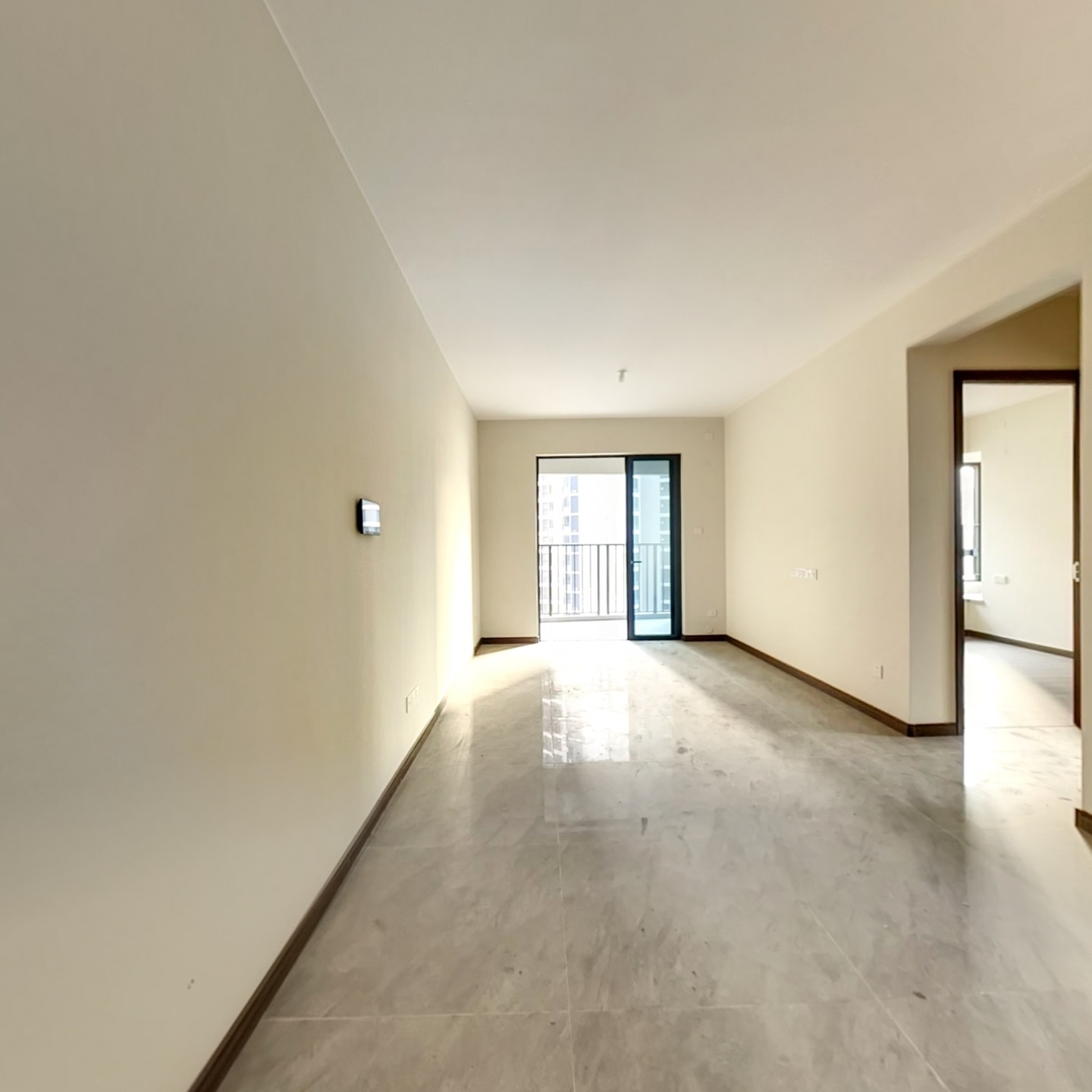 保利梦想城 2室2厅 南