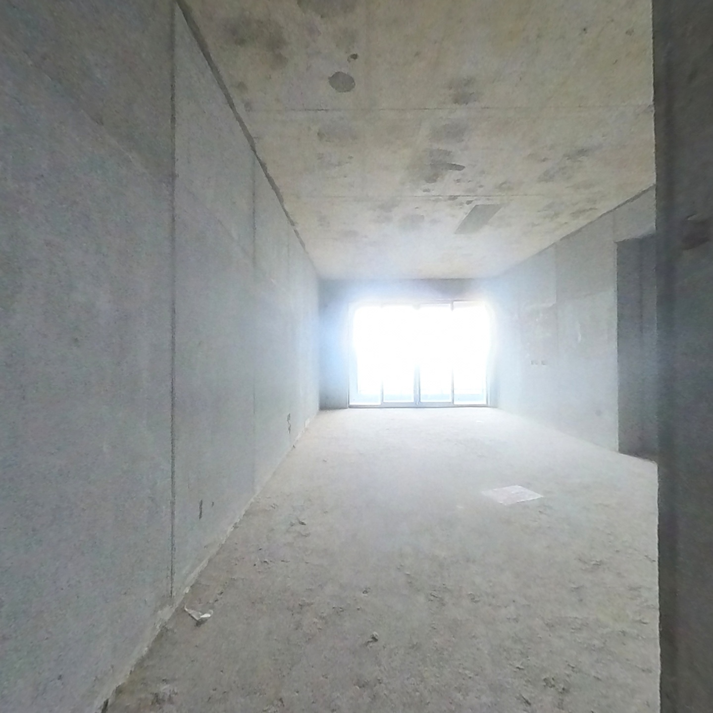今日实地带看本套房源，整体居住体验不错