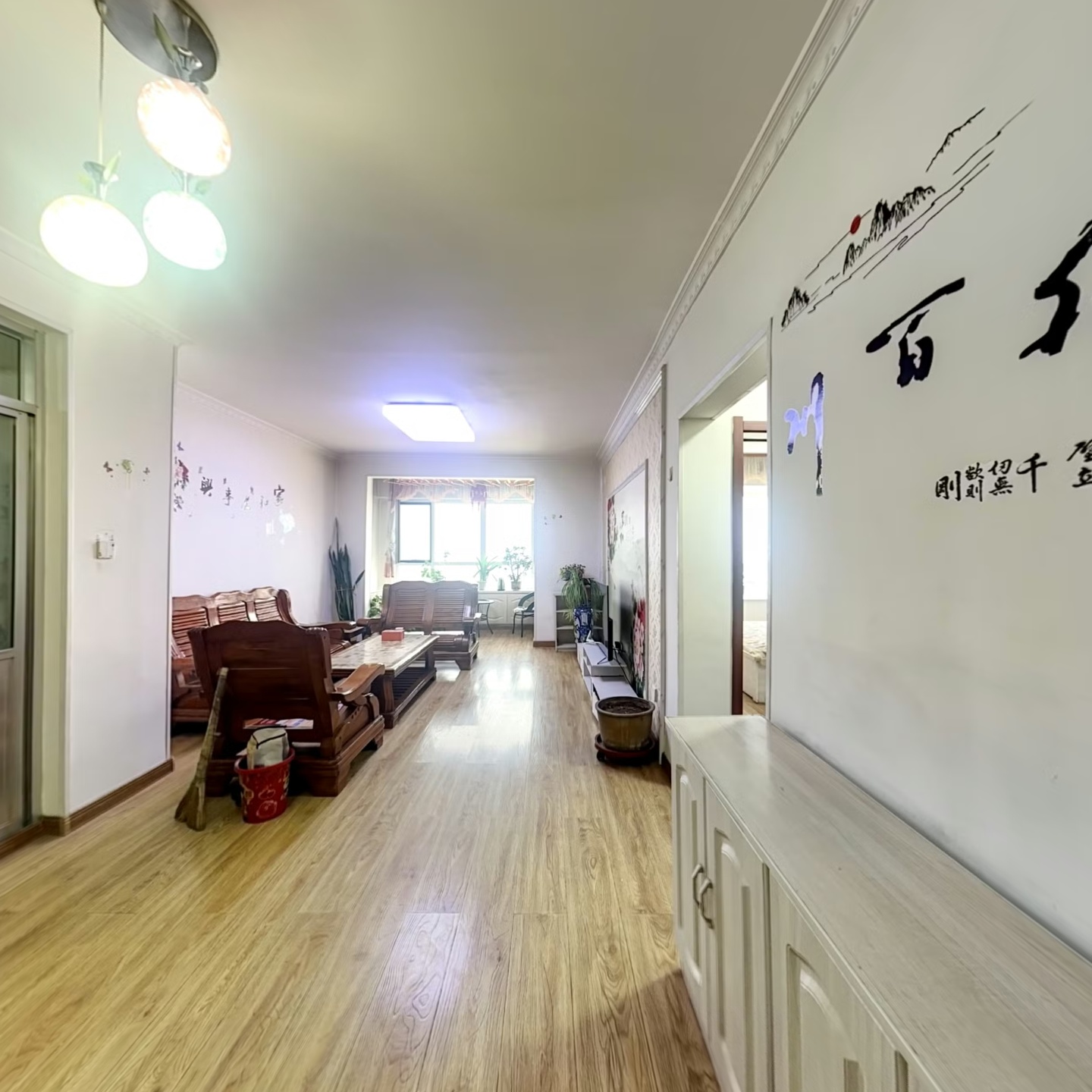 滨河景苑两室好房，南北通透，满五唯一