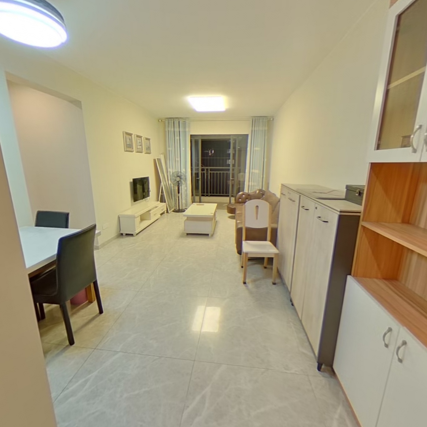 保利爱乐小镇 3室2厅 南