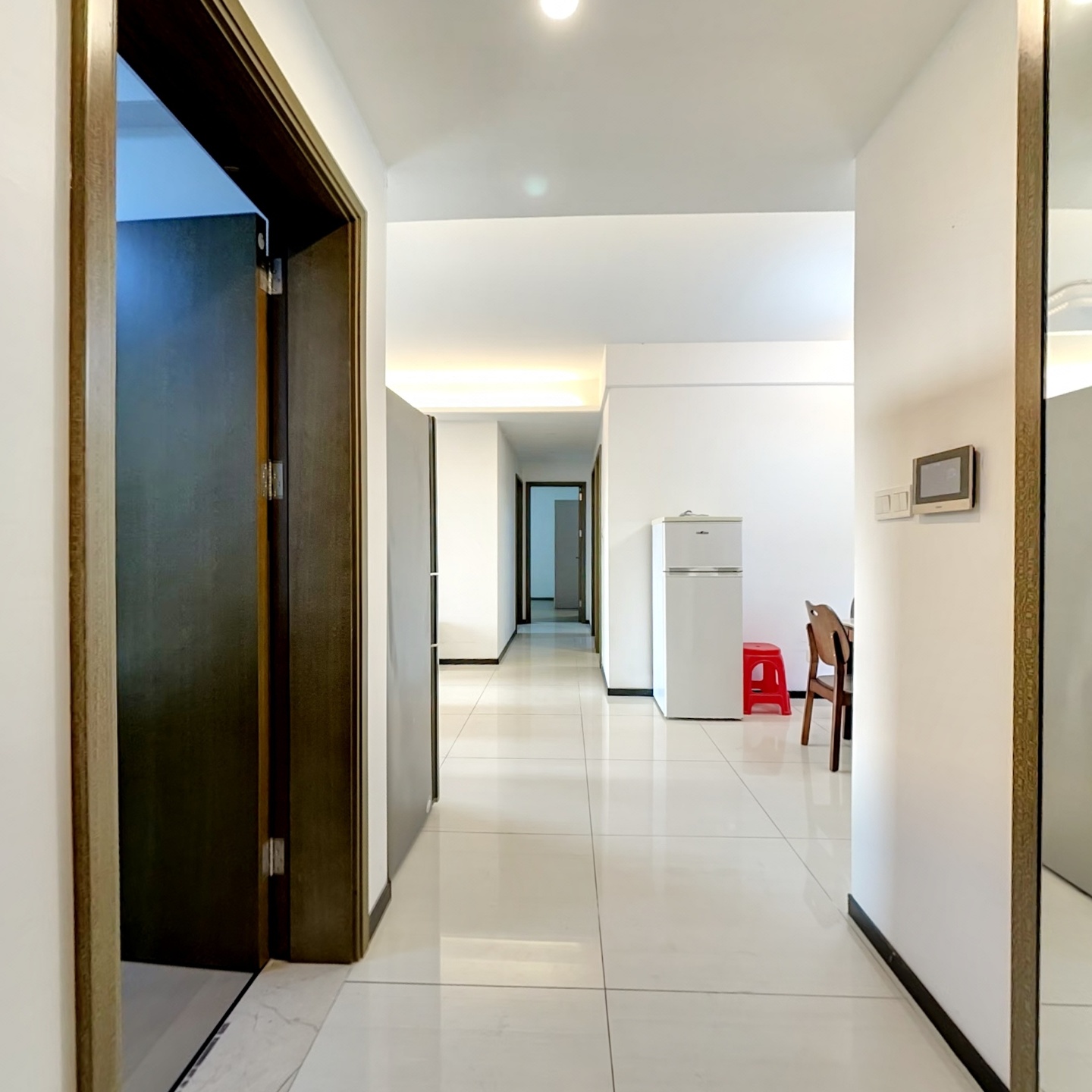 龙光·玖龙湖 4室2厅 南 北