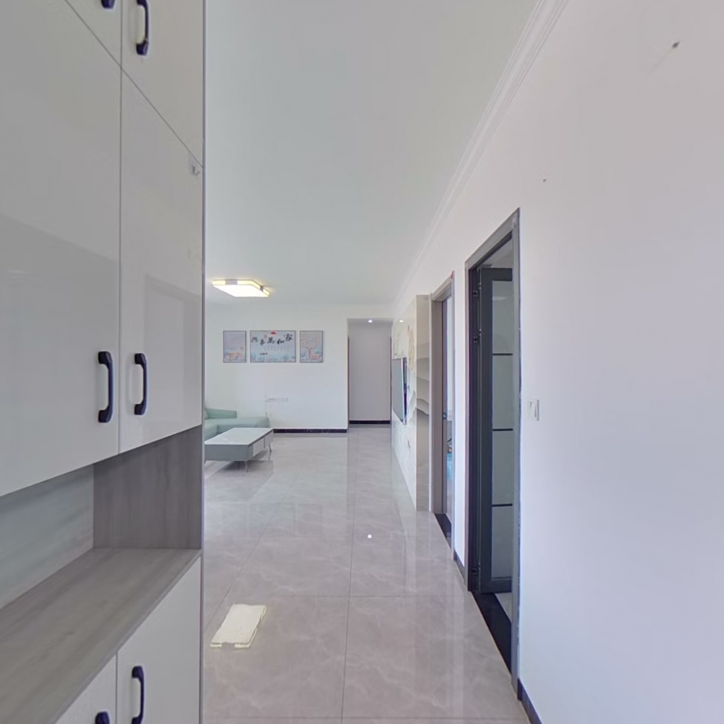 龙光·玖龙湖 5室2厅 南