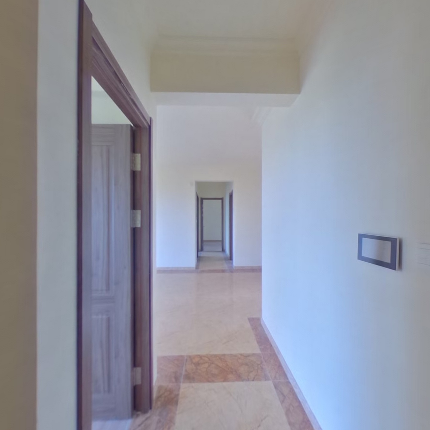 碧桂园明珠花园 4室2厅 南