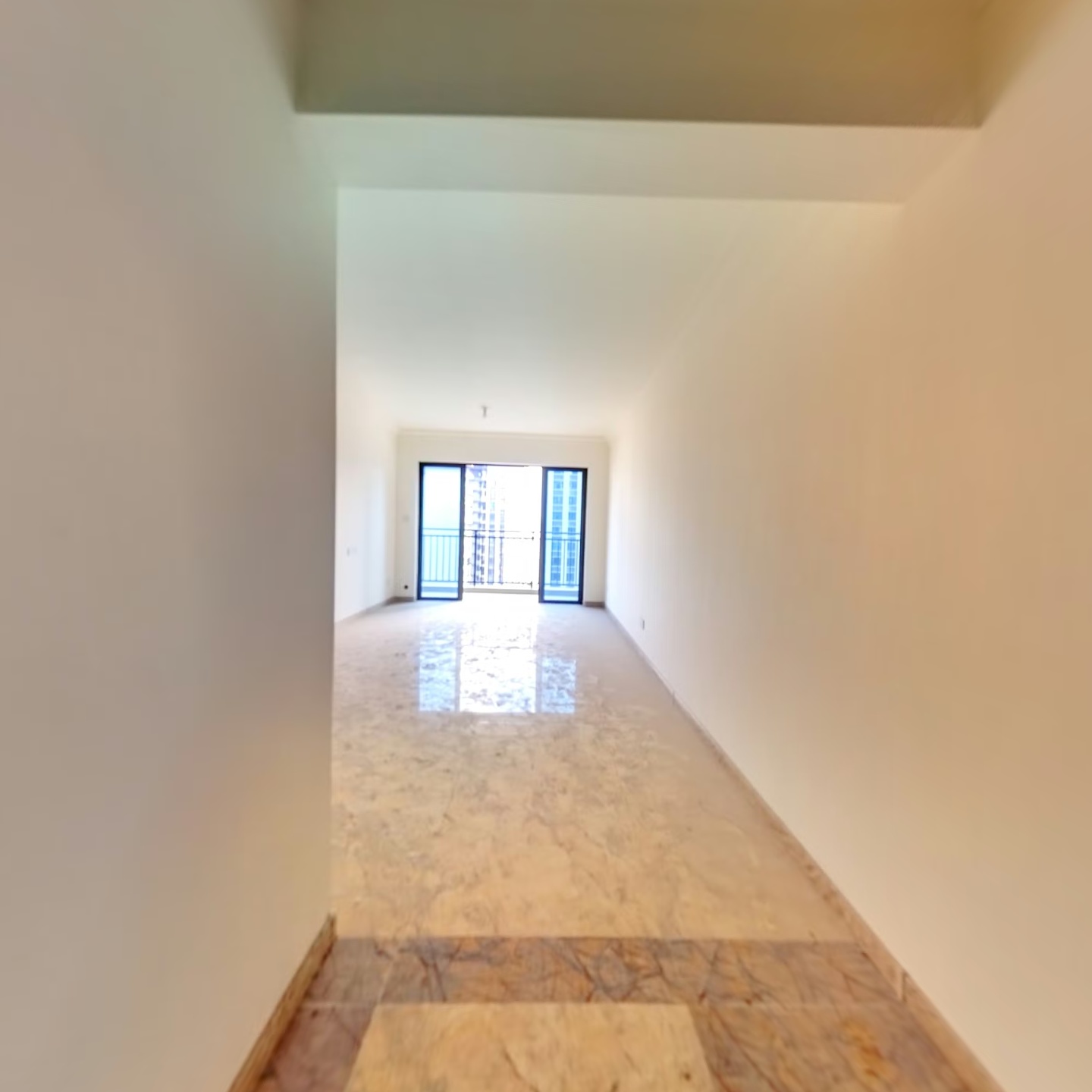 碧桂园明珠花园 3室2厅 东南